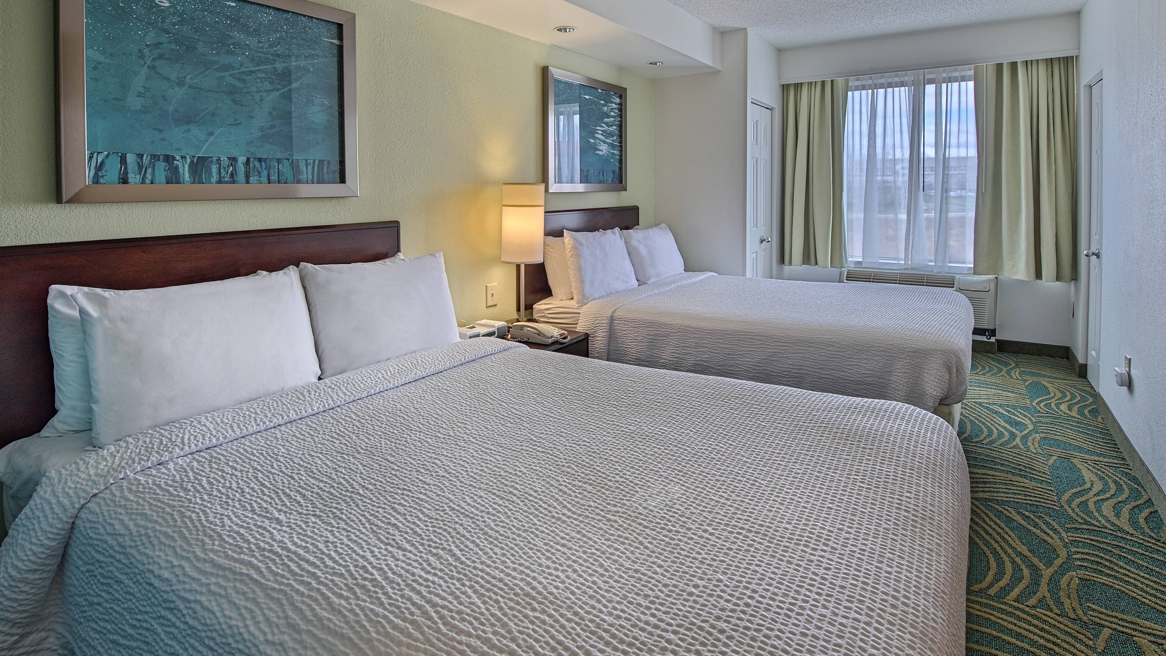 SpringHill Suites Greensboro - Image 4