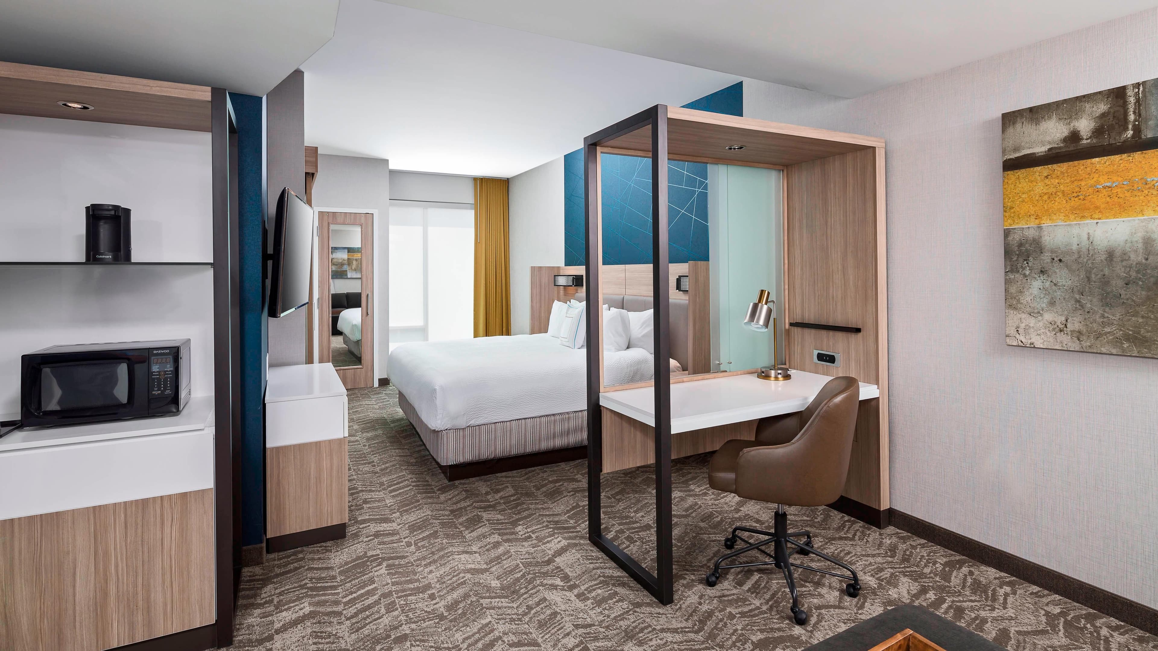 Suite - Image 2