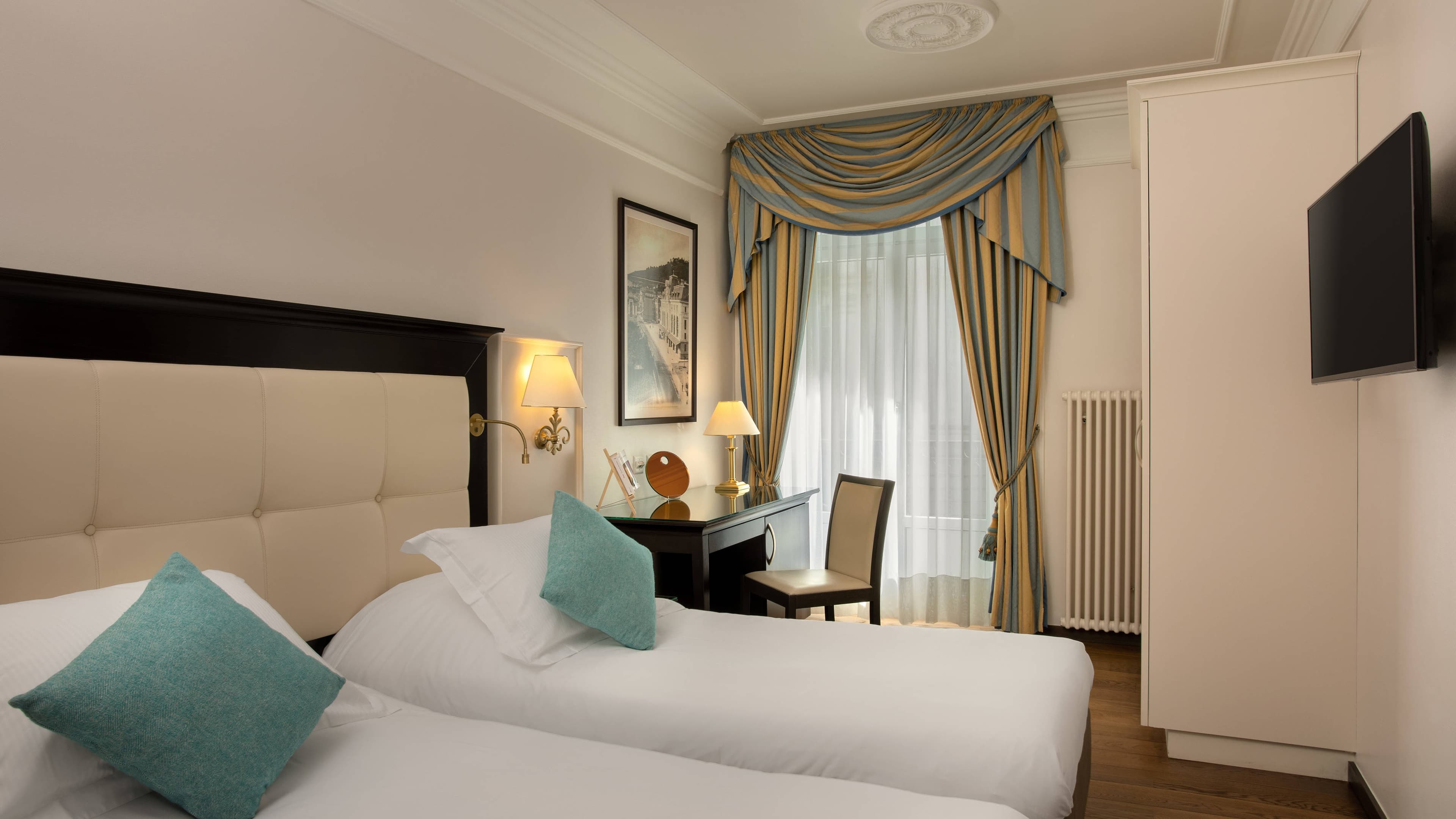 Grand Hotel Suisse Majestic, Autograph Collection — 16