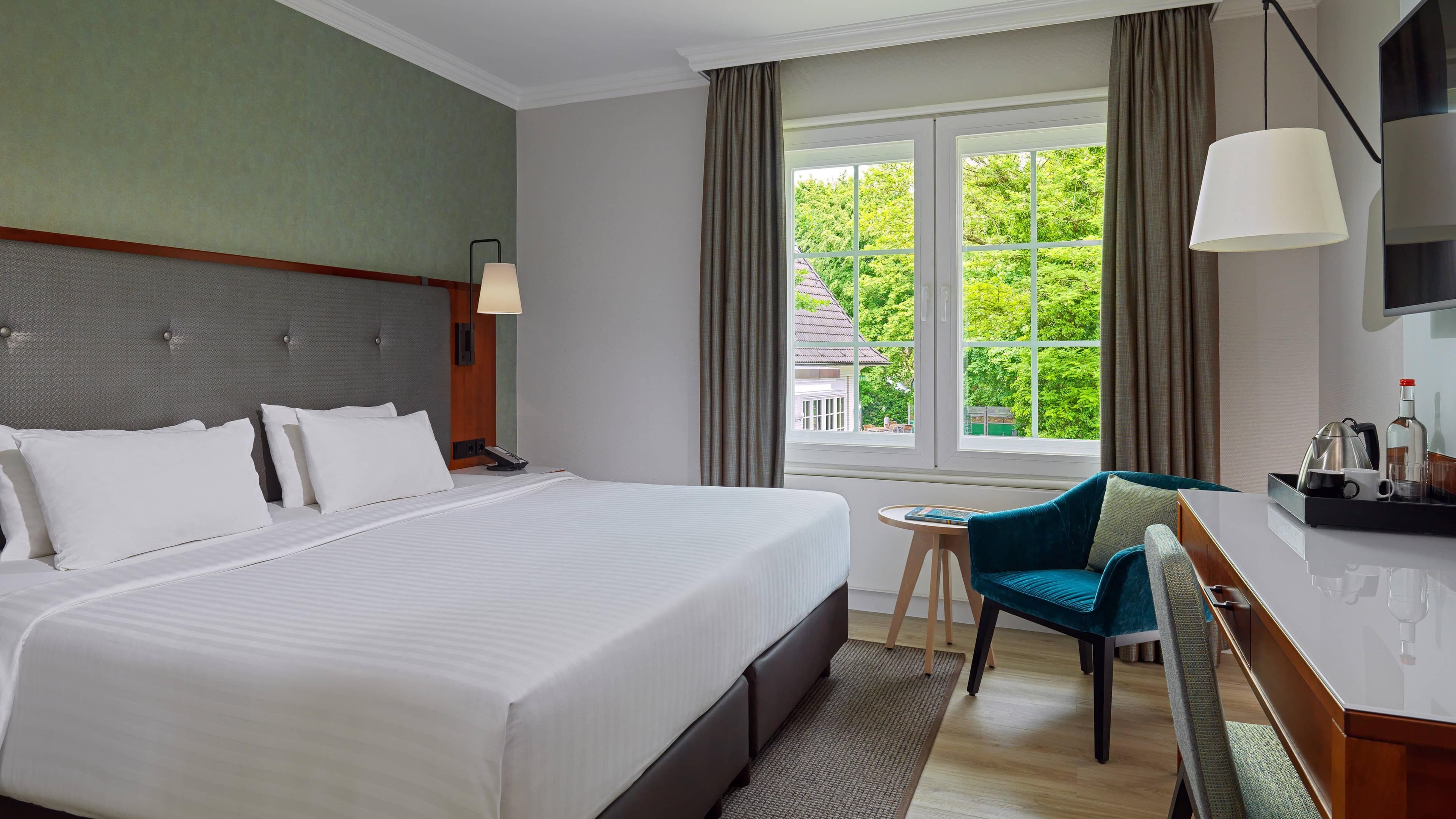 Courtyard Hamburg Airport - Image 4