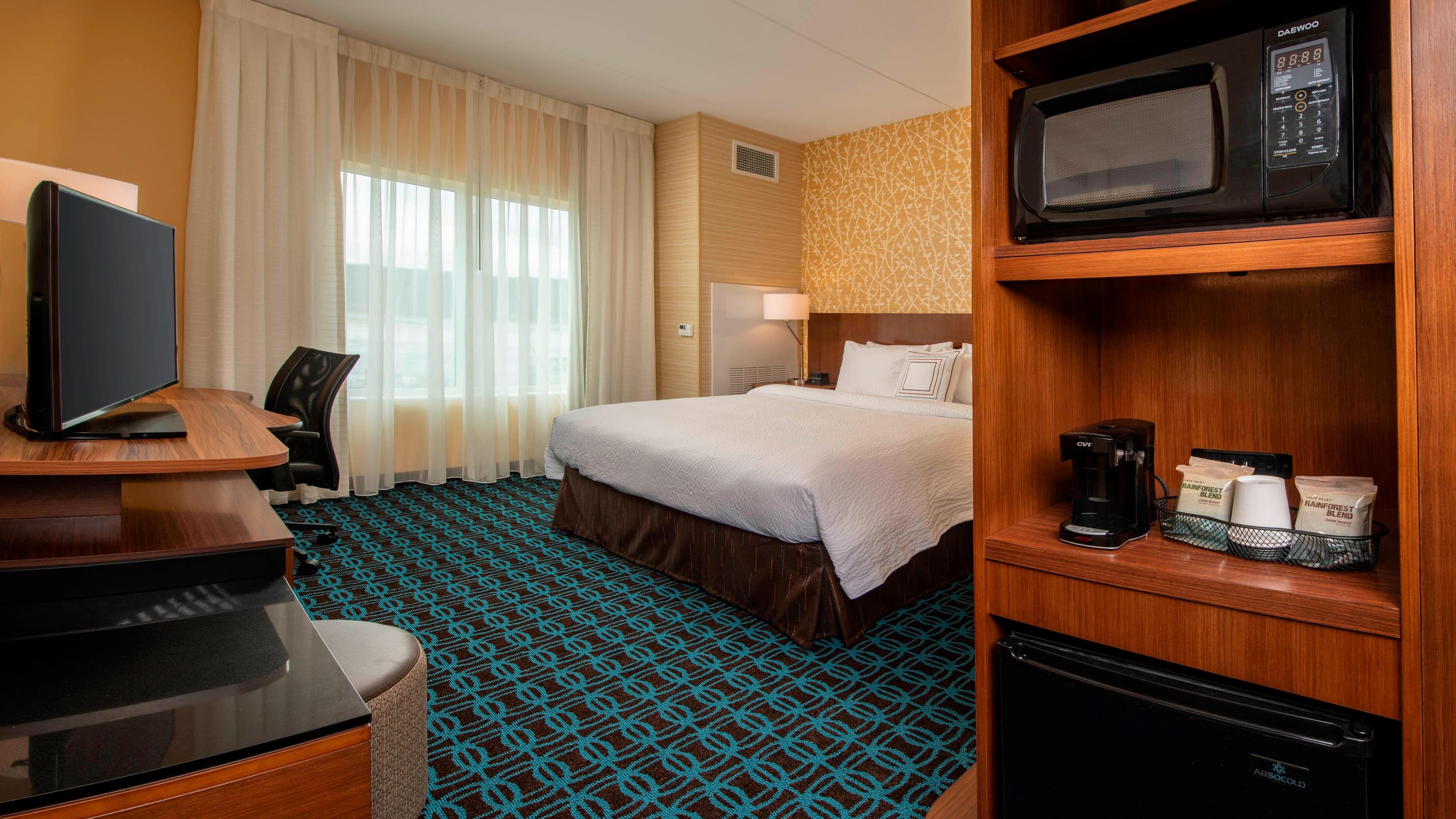 Fairfield Inn & Suites Harrisburg International Airport - Image 3
