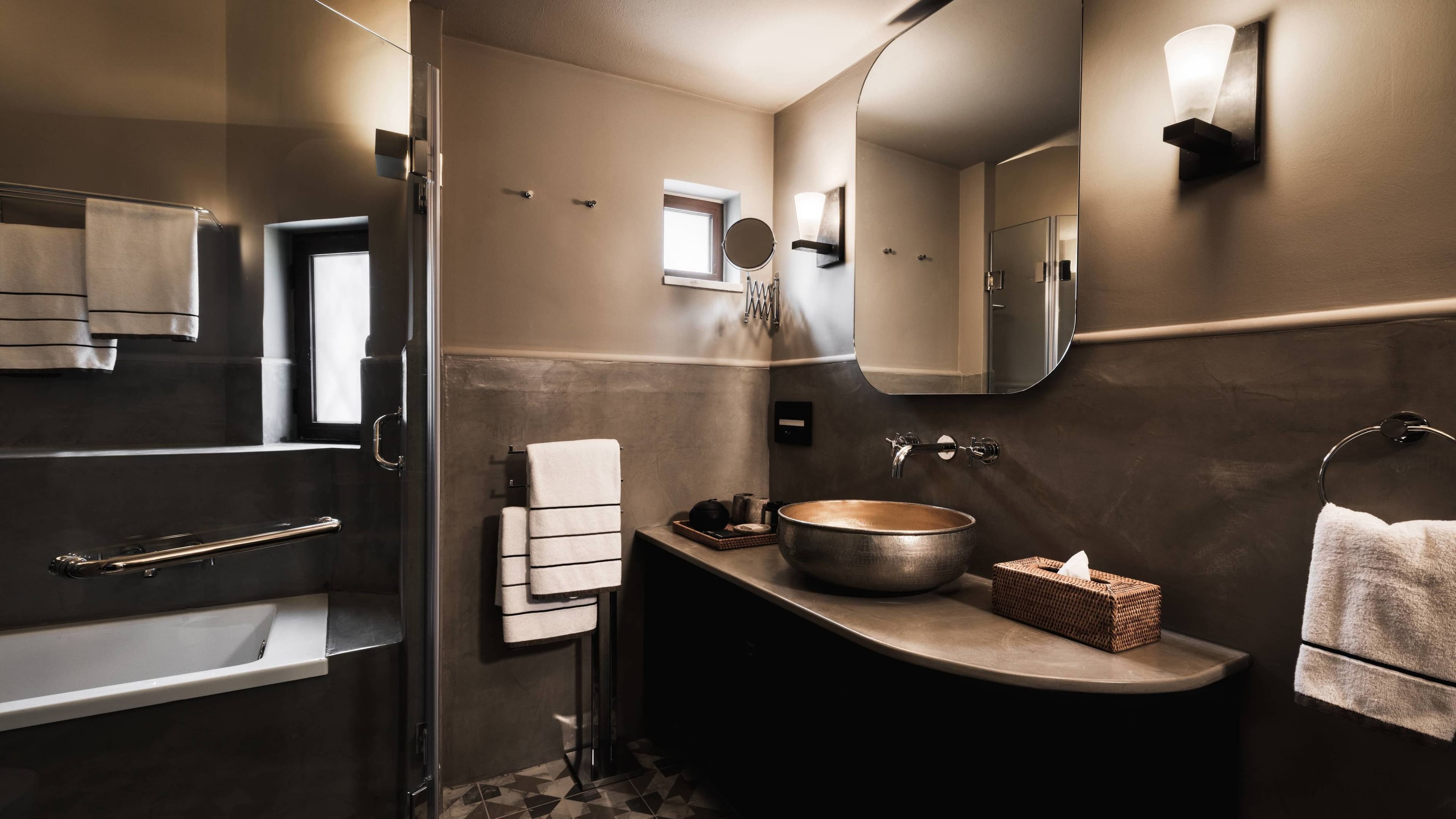 Premium - Image 21
