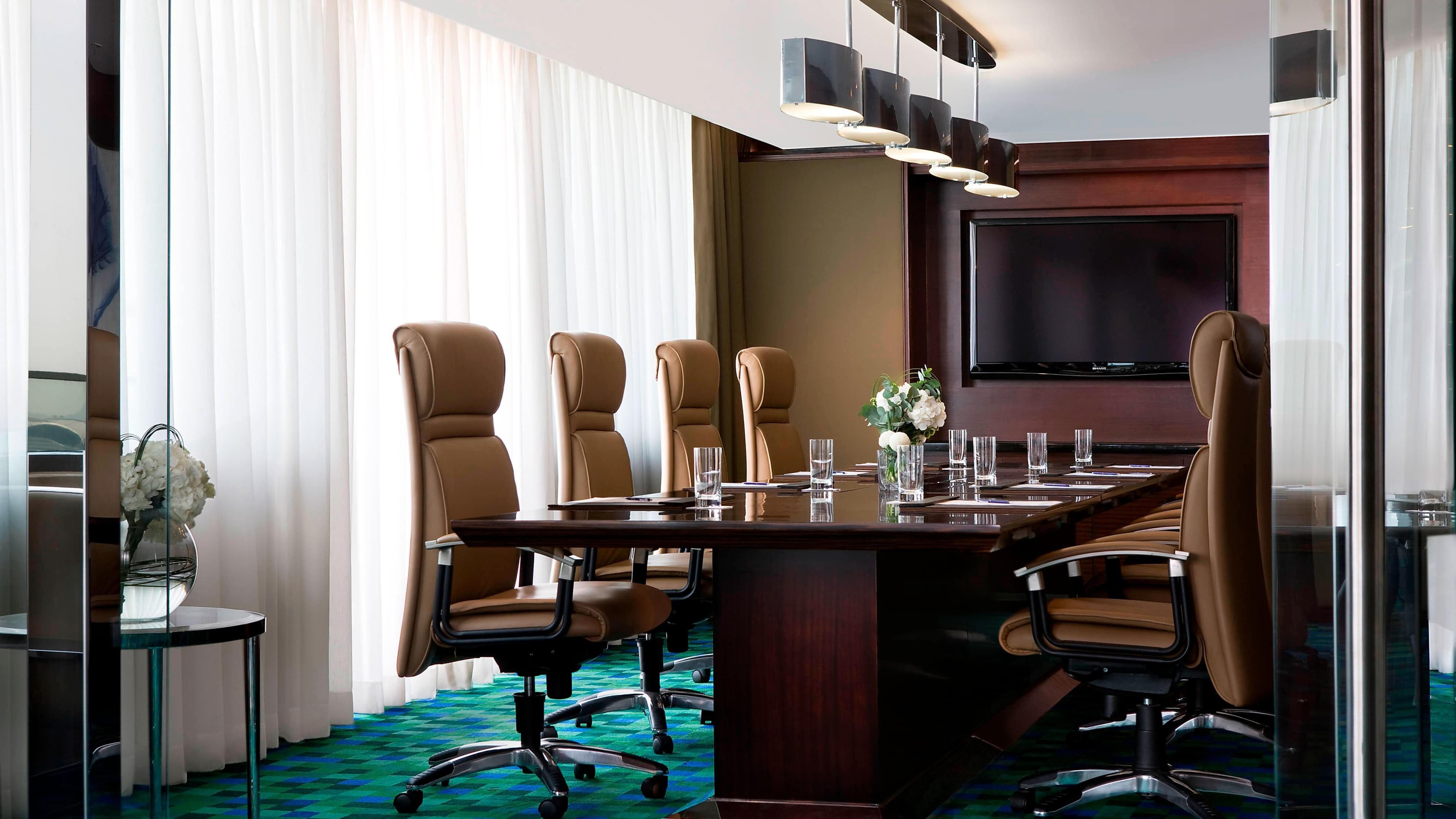 Hong Kong SkyCity Marriott Hotel - Image 5