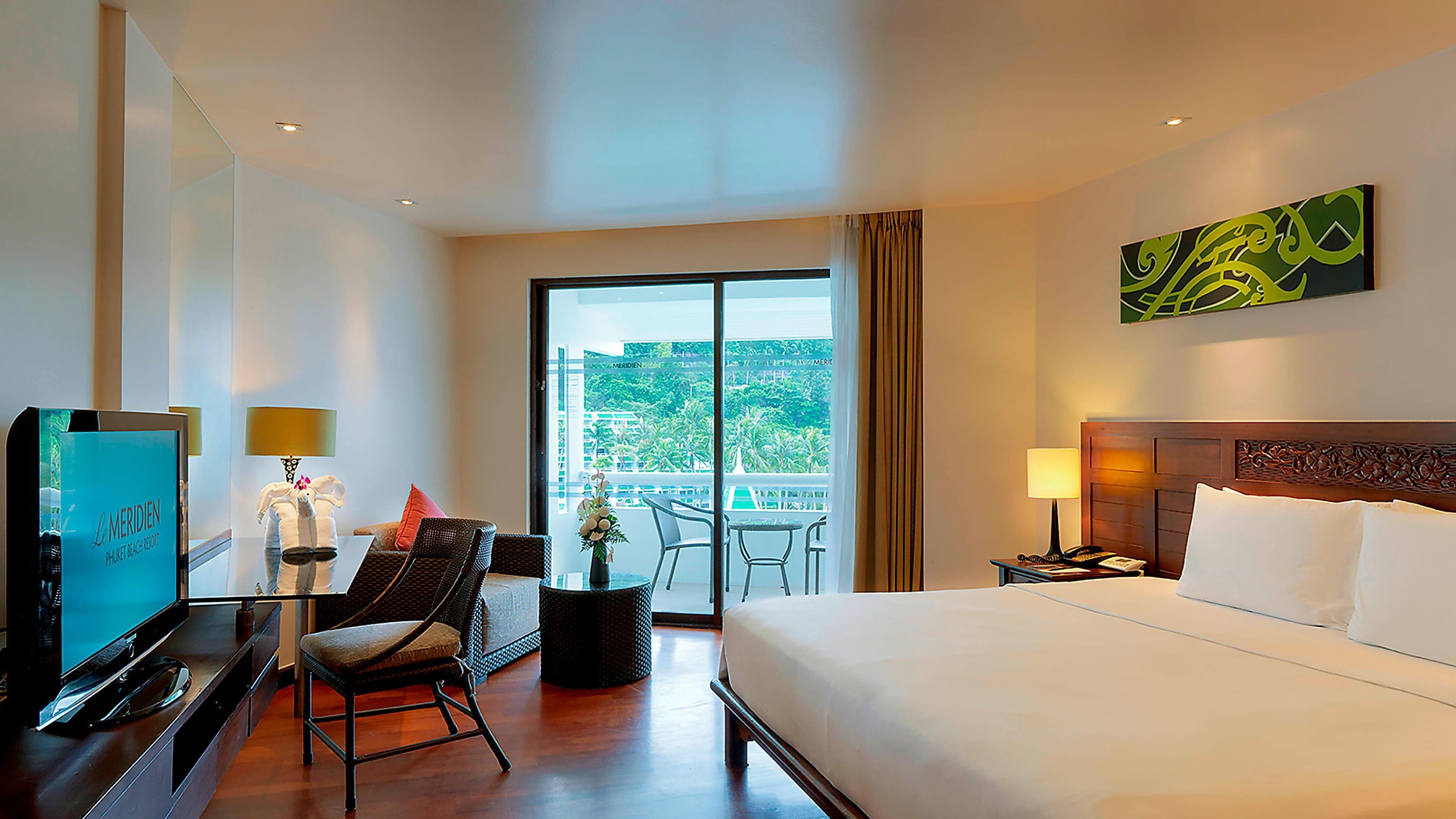 Le Méridien Phuket Beach Resort - Image 2