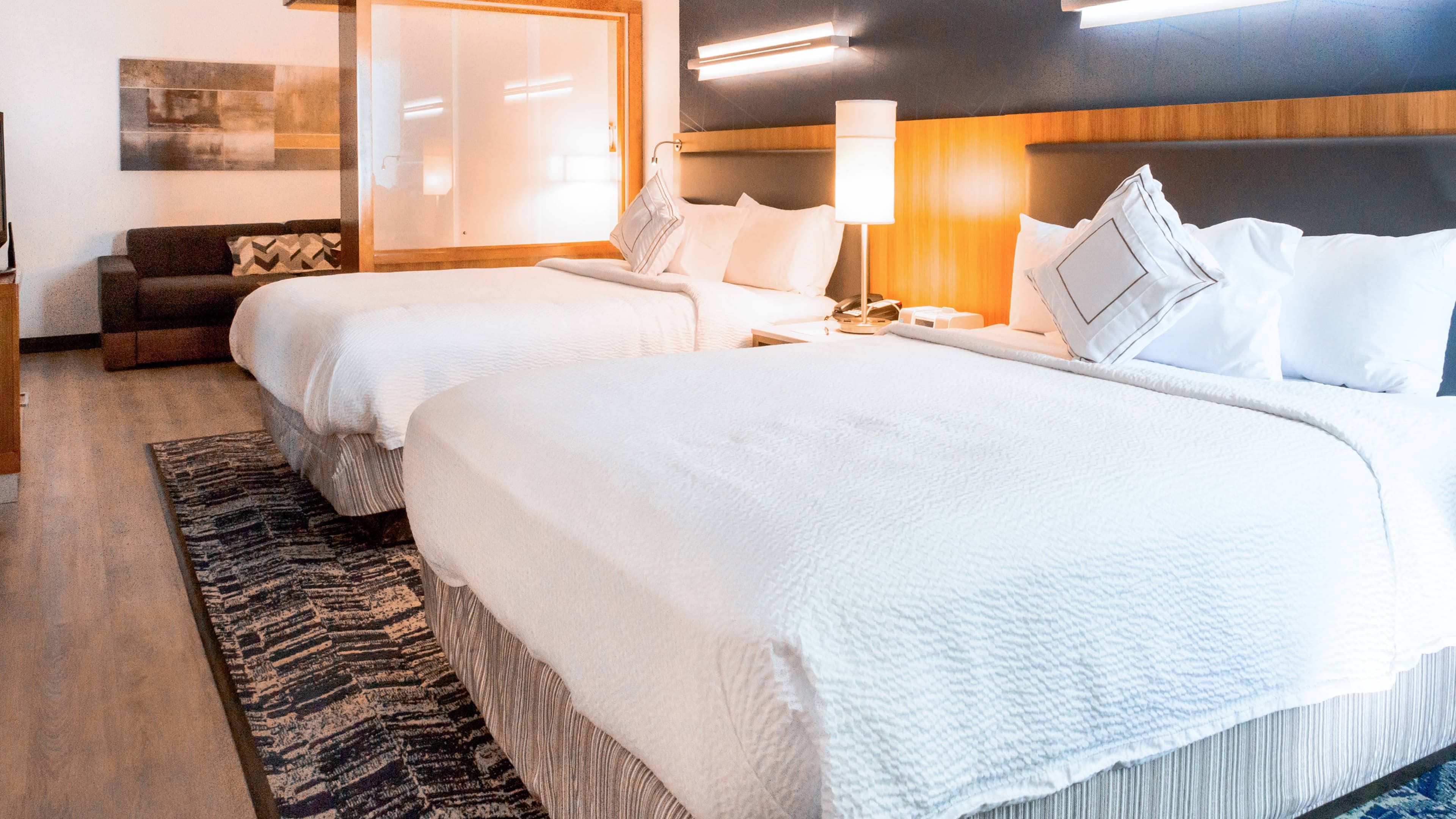 SpringHill Suites Houston Baytown — 9