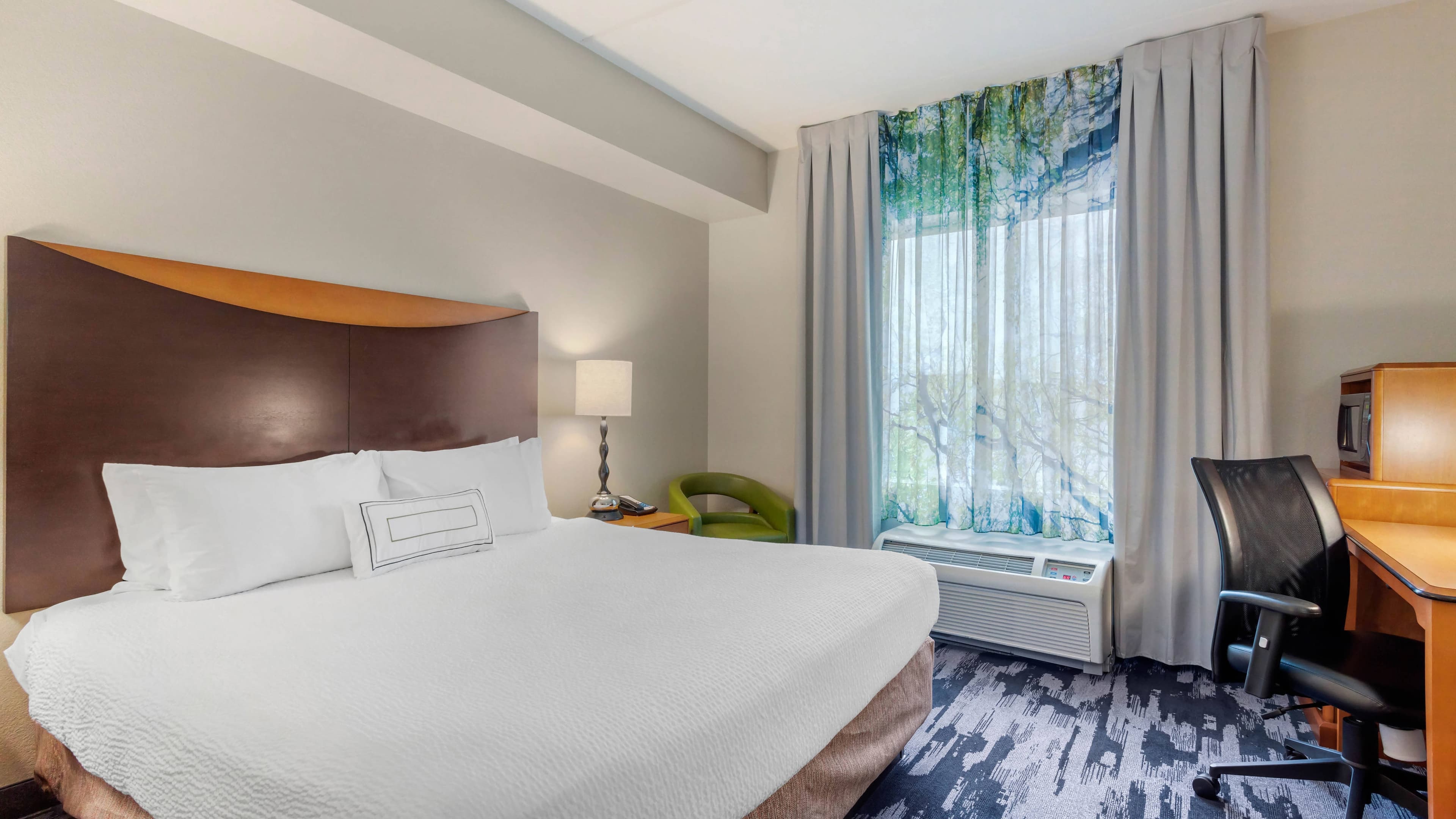 Holiday Inn & Suites Houston West - Westway Park — 10