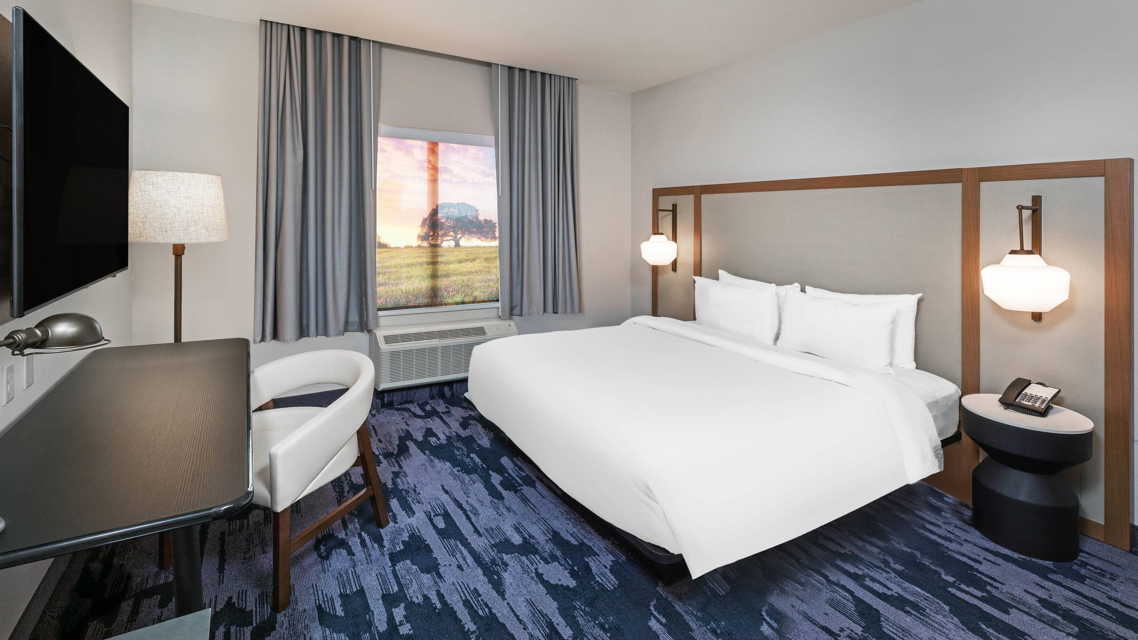Fairfield Inn & Suites Houston Memorial City Area — 9