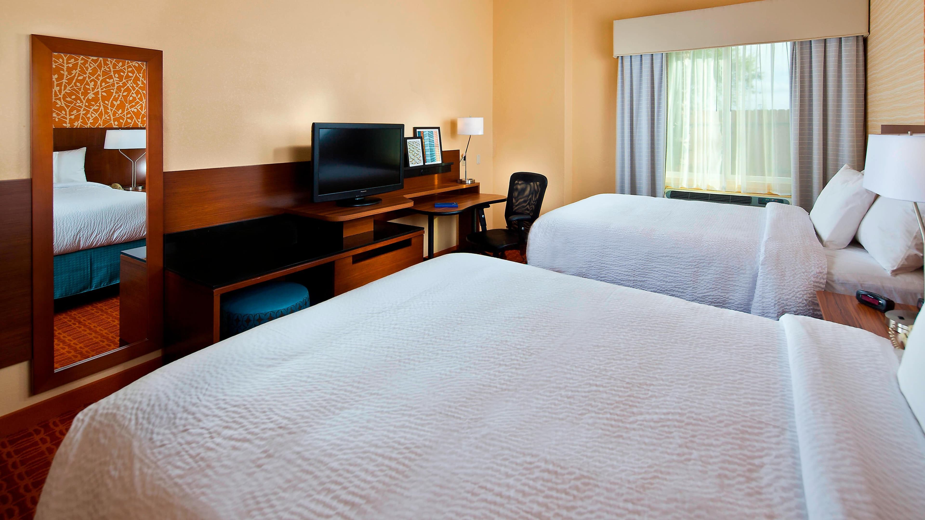Fairfield Inn & Suites Houston Hobby Airport - Image 4