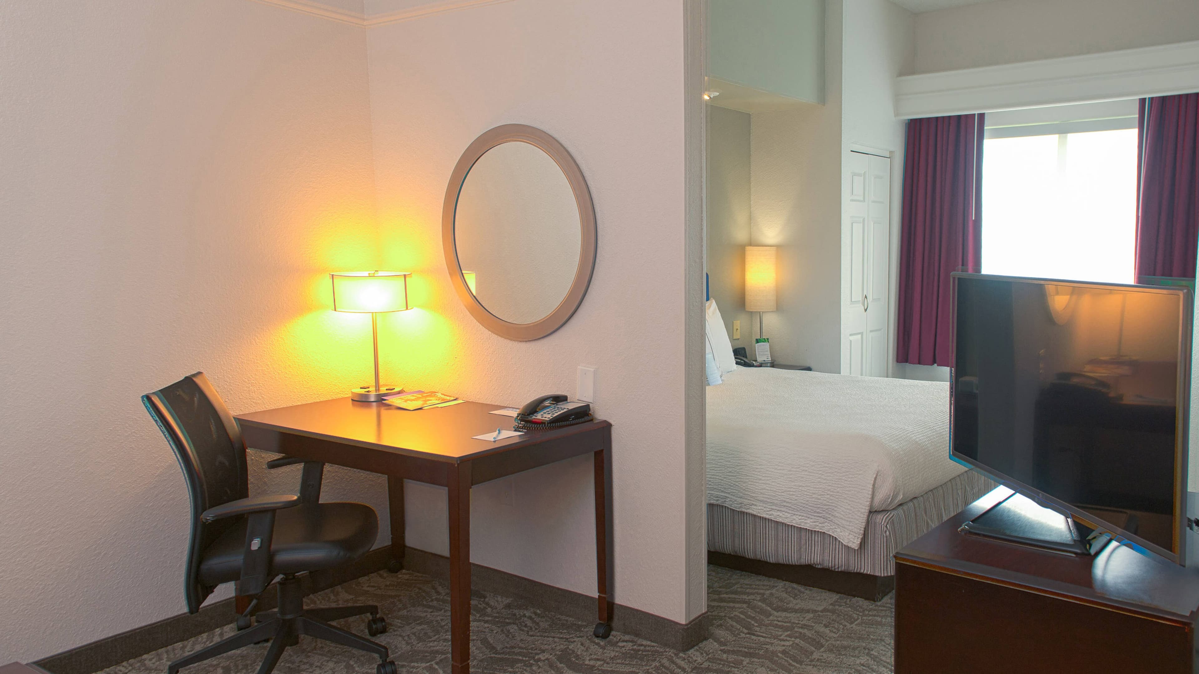 Suite - Image 2