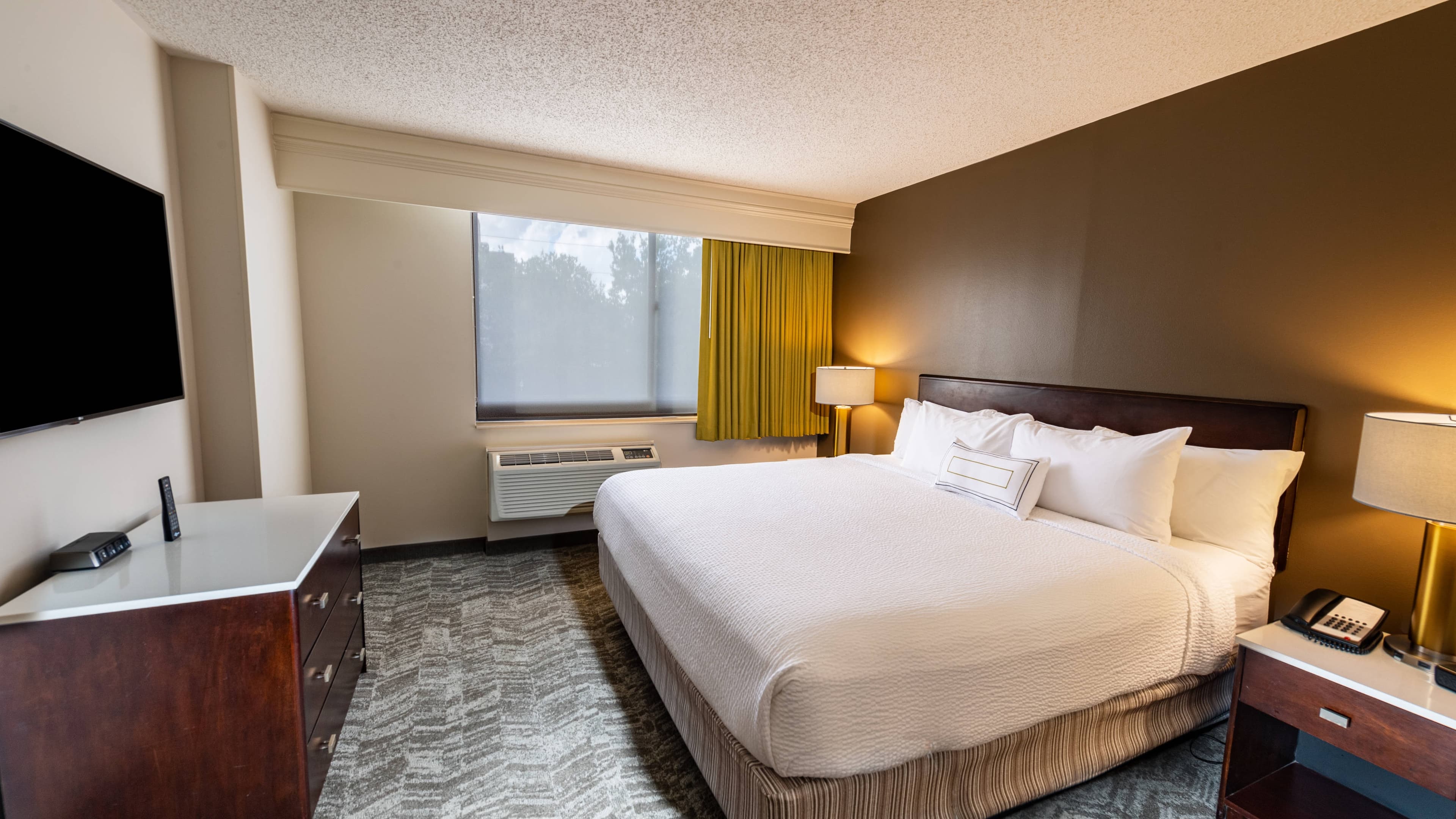 Suite - Image 2