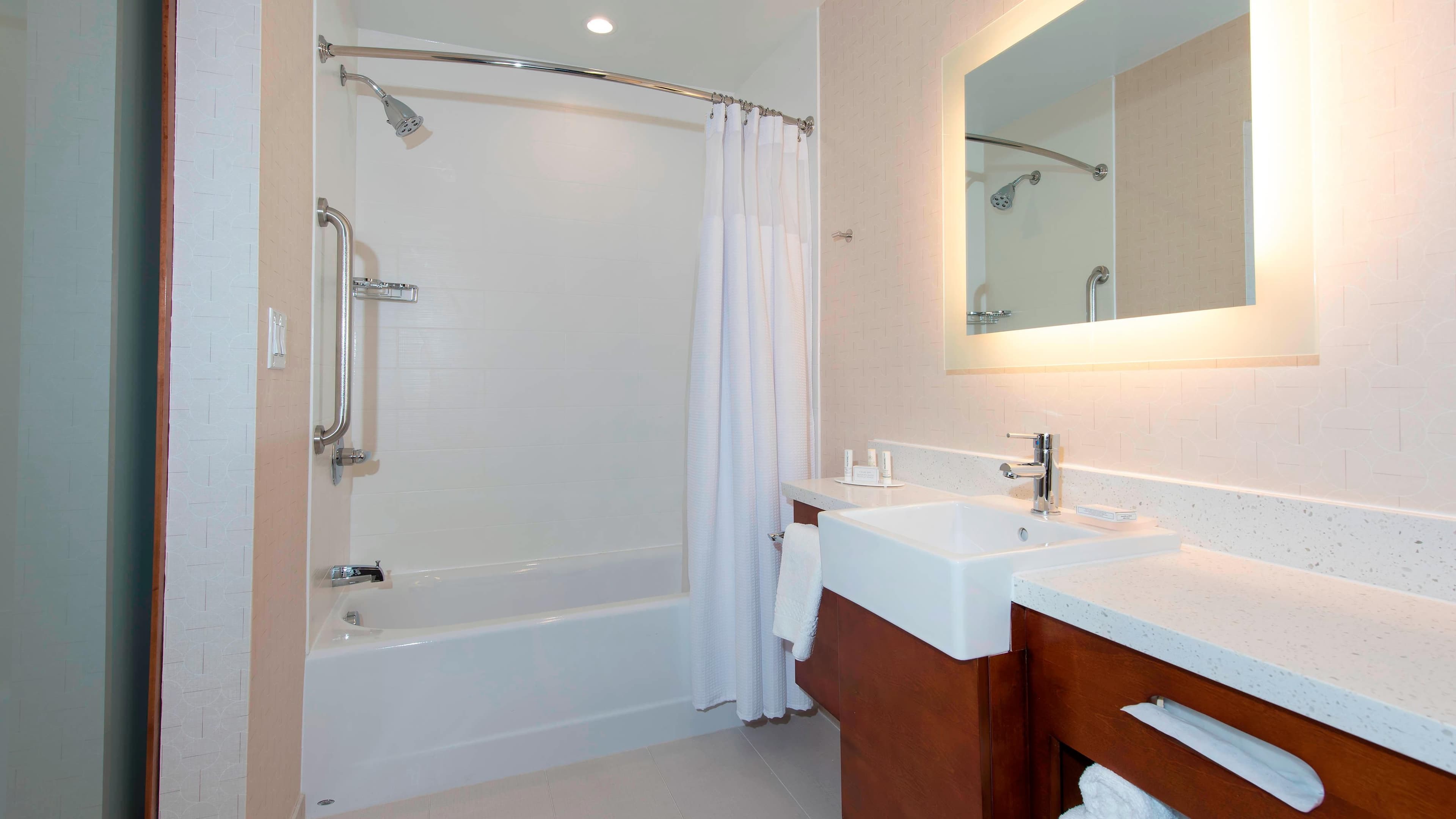 Suite - Image 4