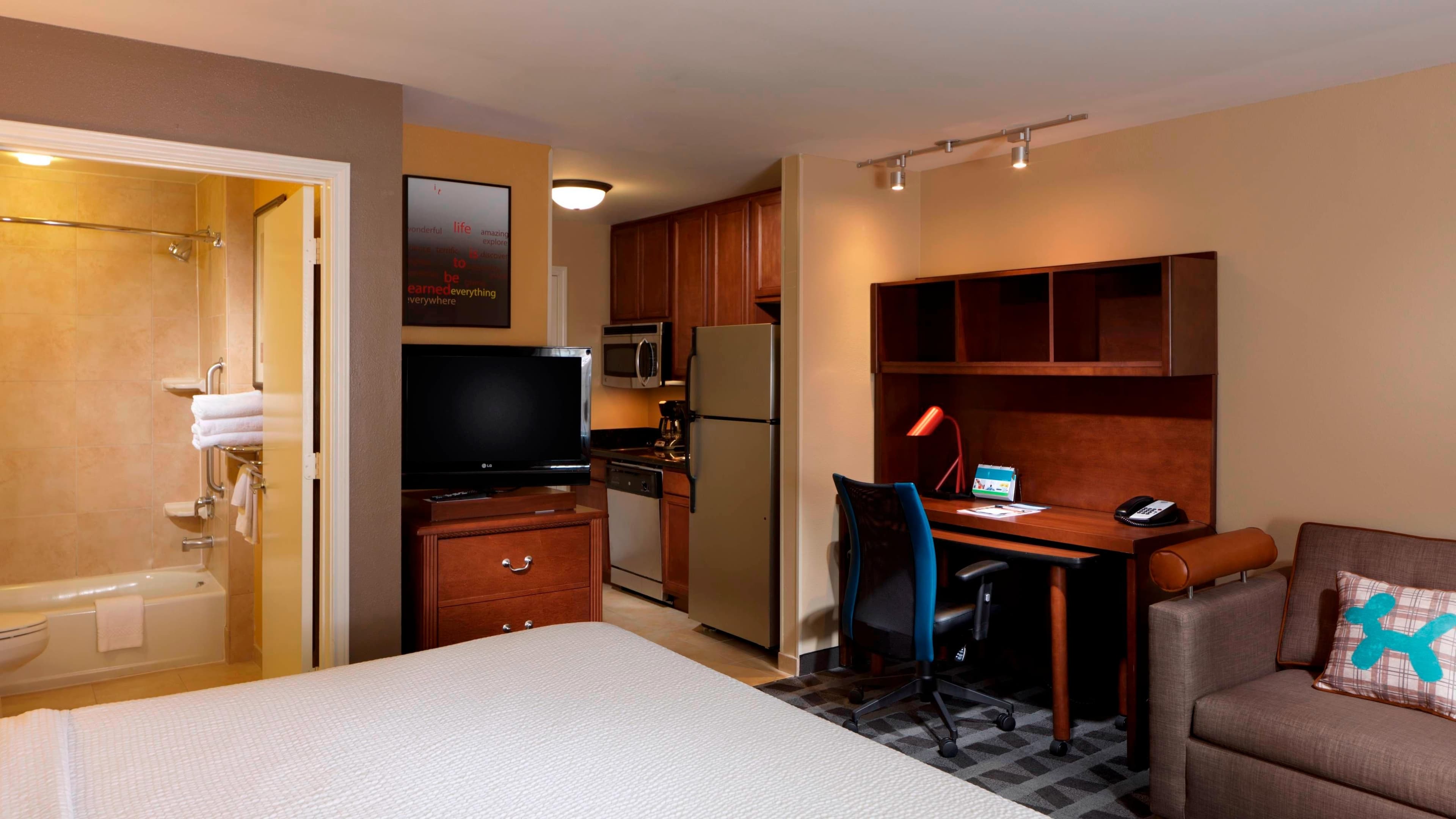 TownePlace Suites Houston Intercontinental Airport — 7