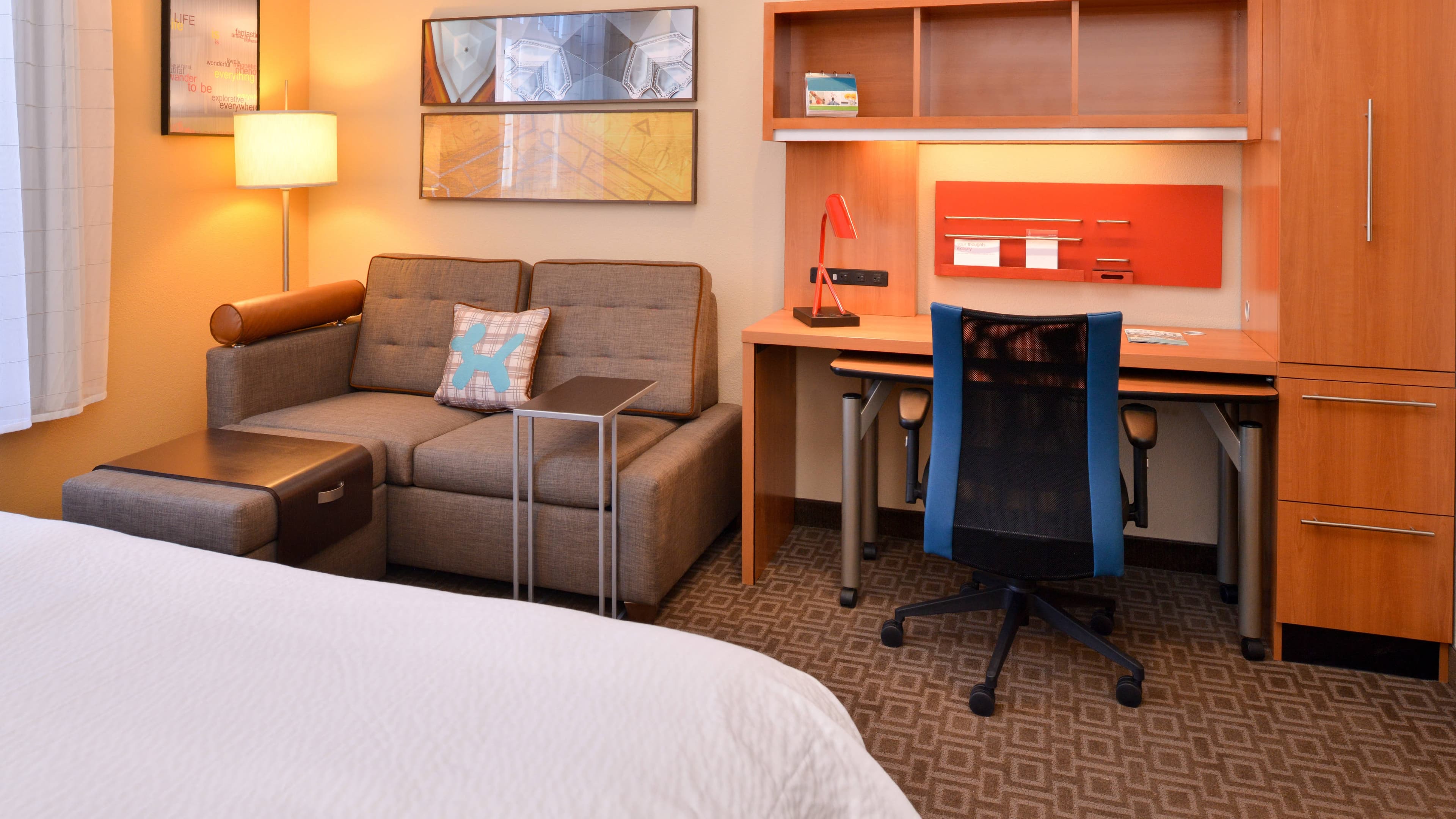 TownePlace Suites Huntsville West/Redstone Gateway - Image 2