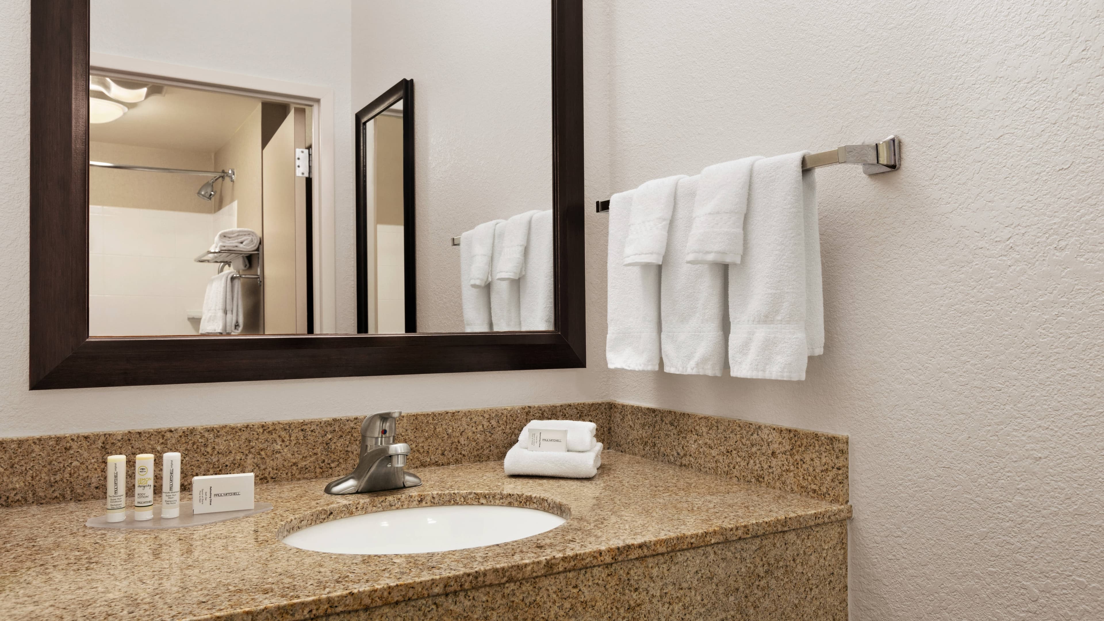 Suite - Image 5