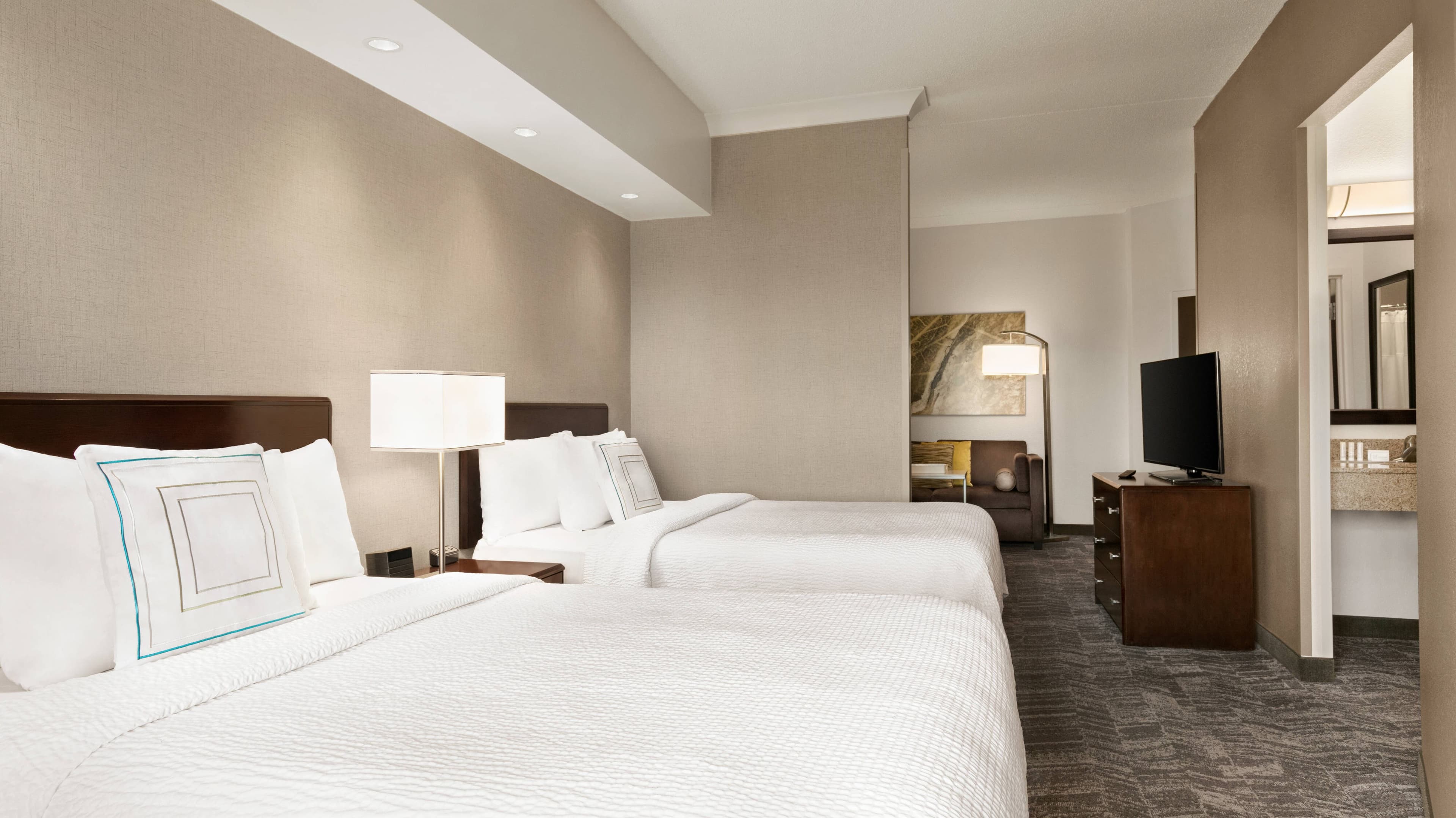 Suite - Image 2