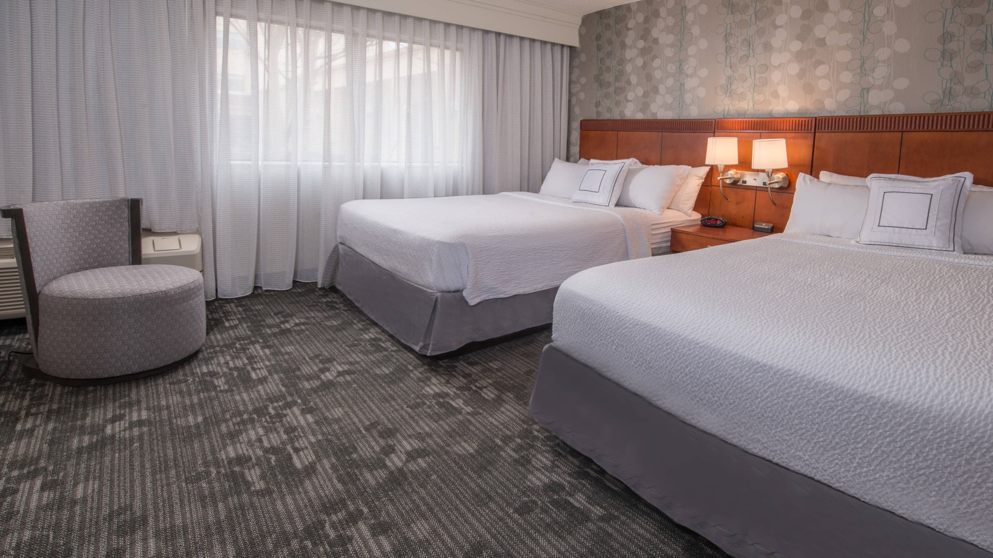 Courtyard Fairfax Fair Oaks - Image 4