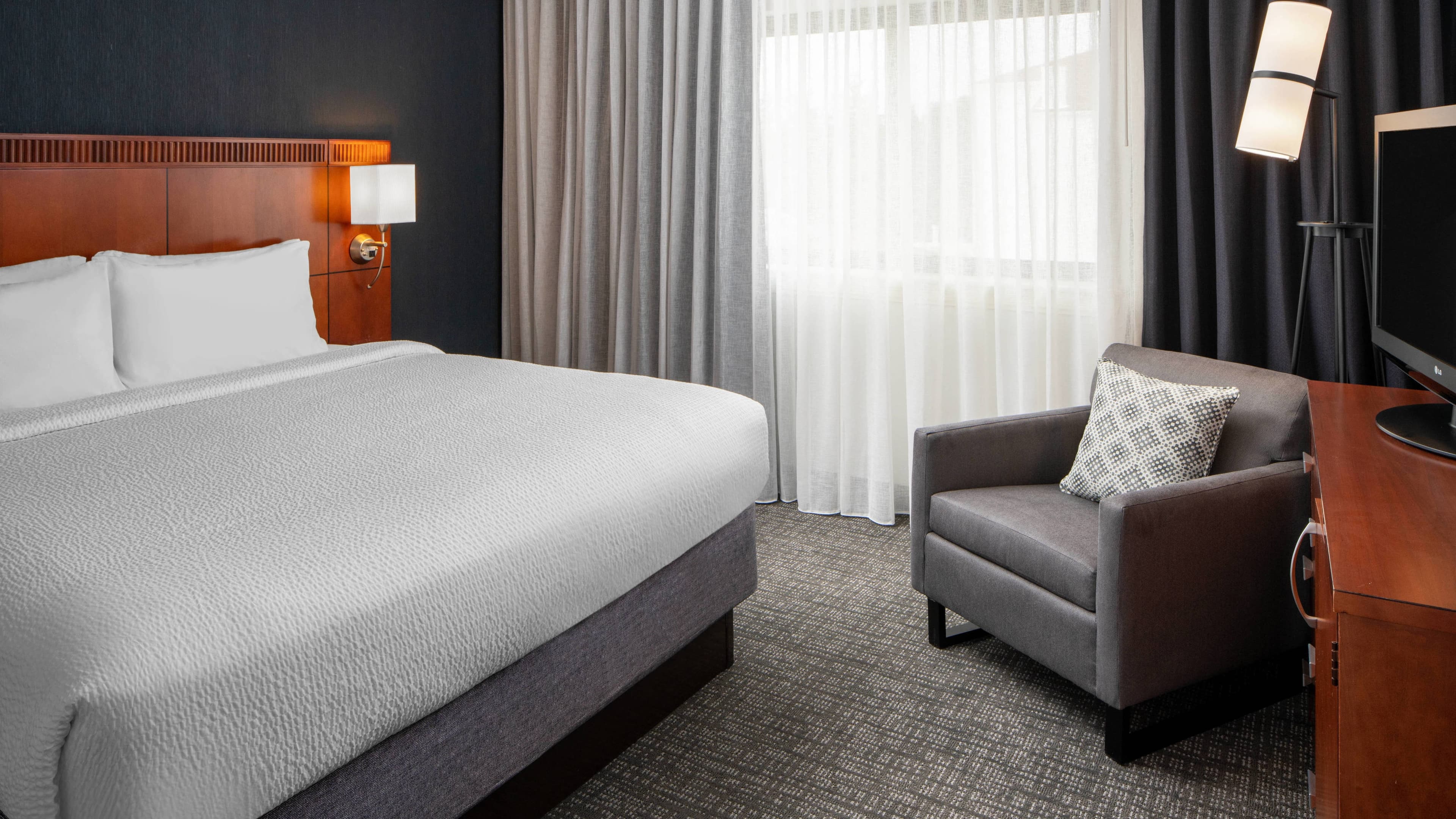 Courtyard Dulles Airport Herndon/Reston — 20
