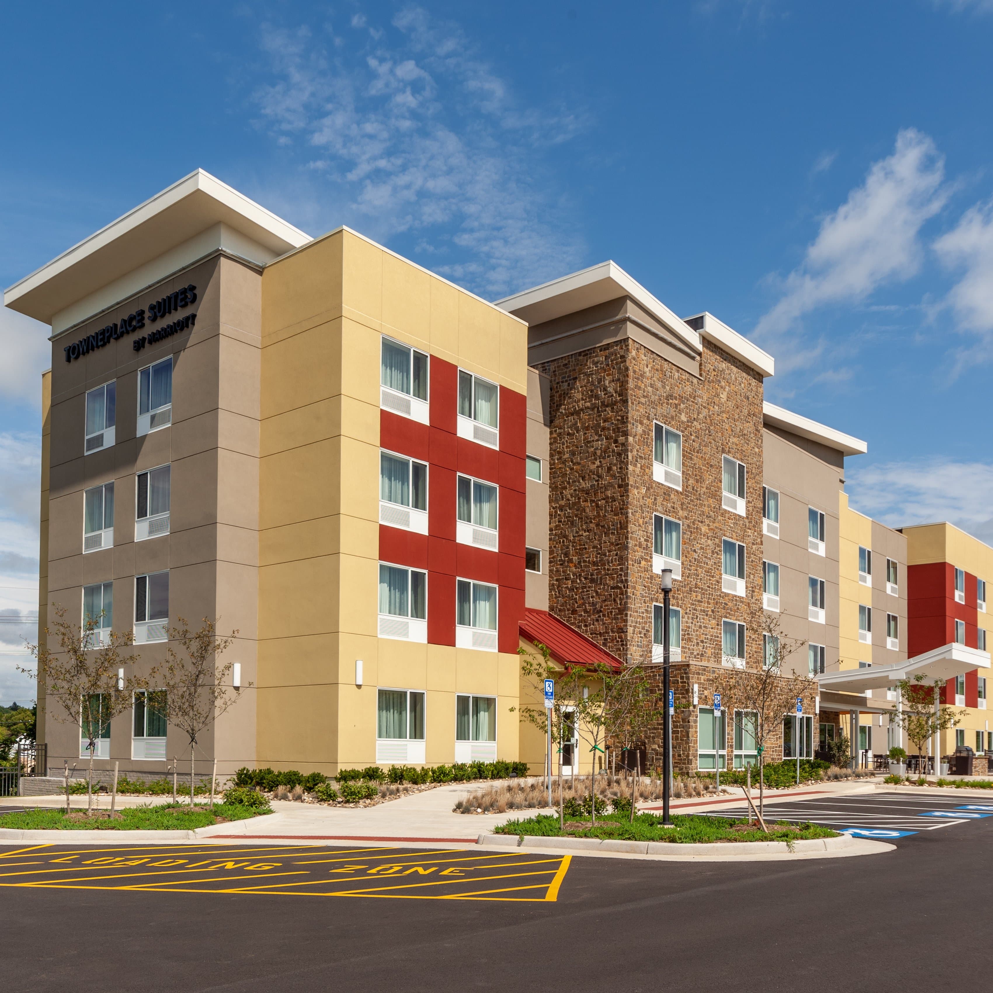 TownePlace Suites Front Royal - Image 1