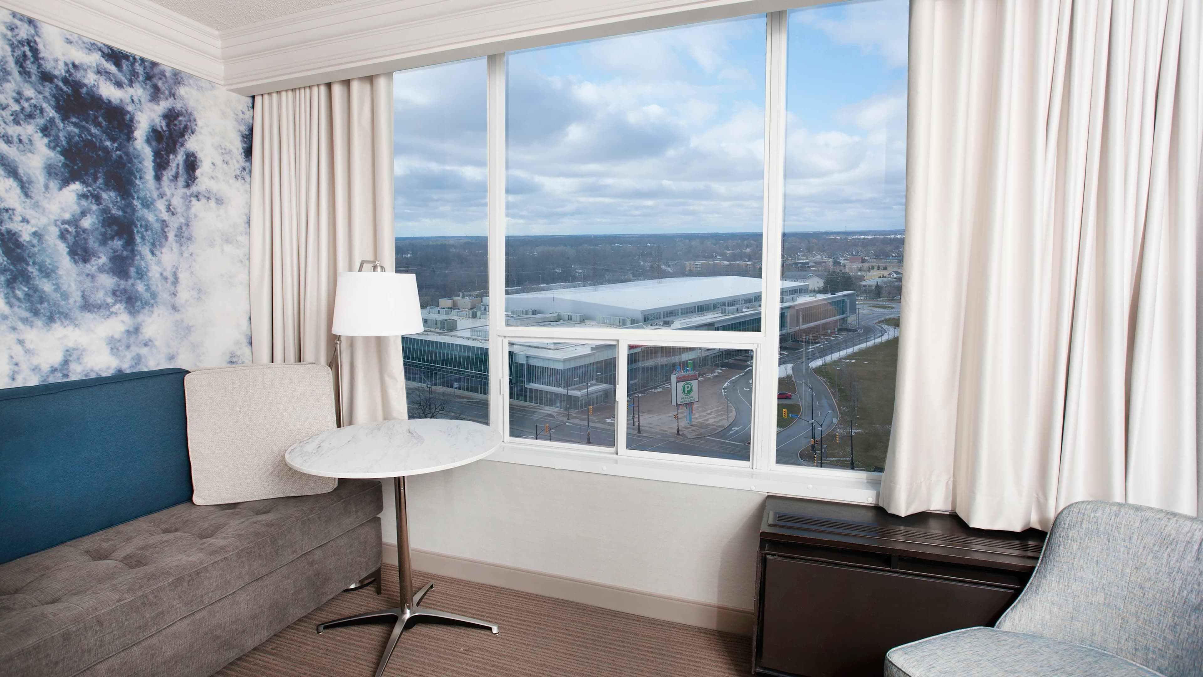Niagara Falls Marriott on the Falls - Image 3