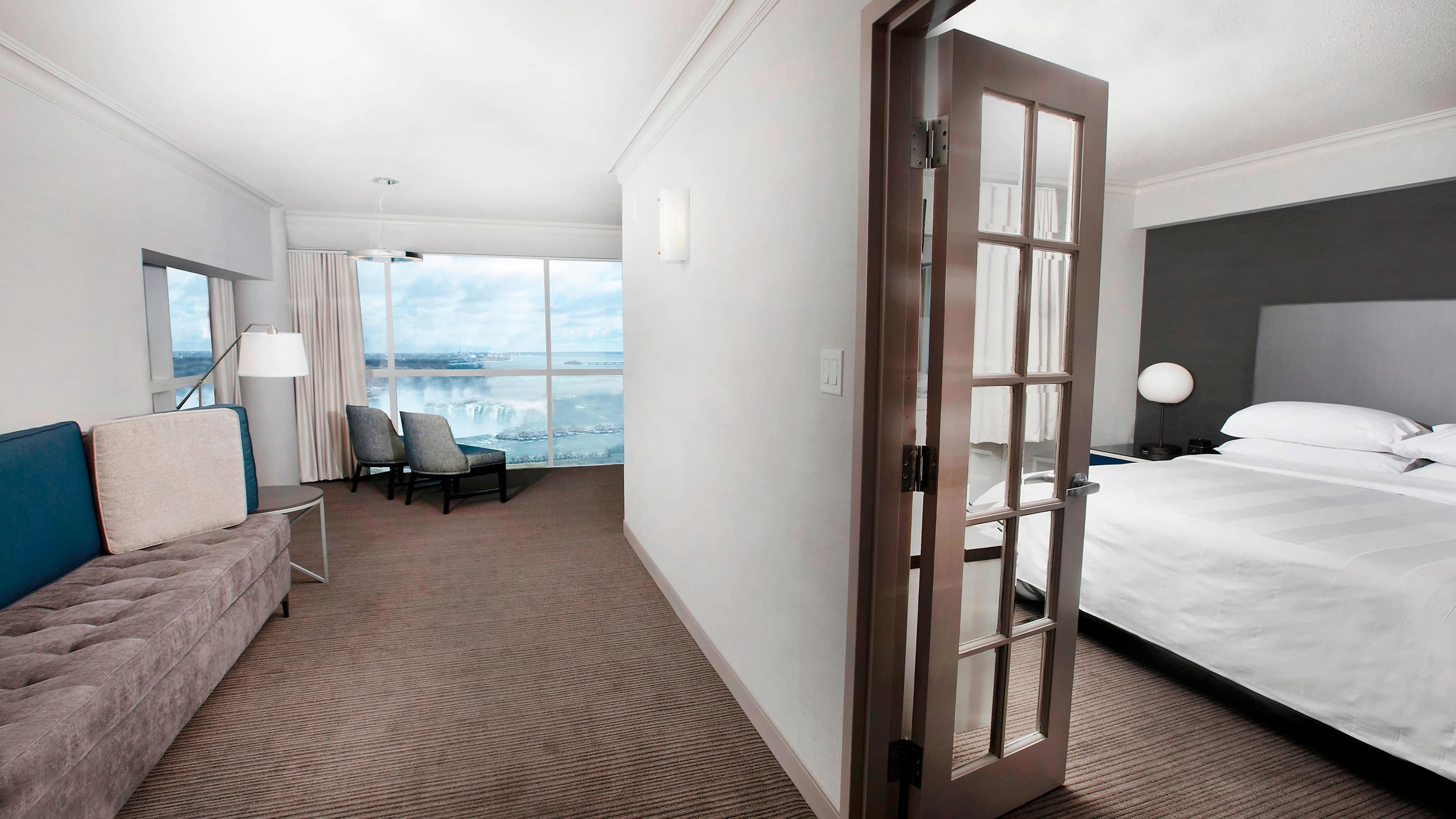 Niagara Falls Marriott on the Falls — 28