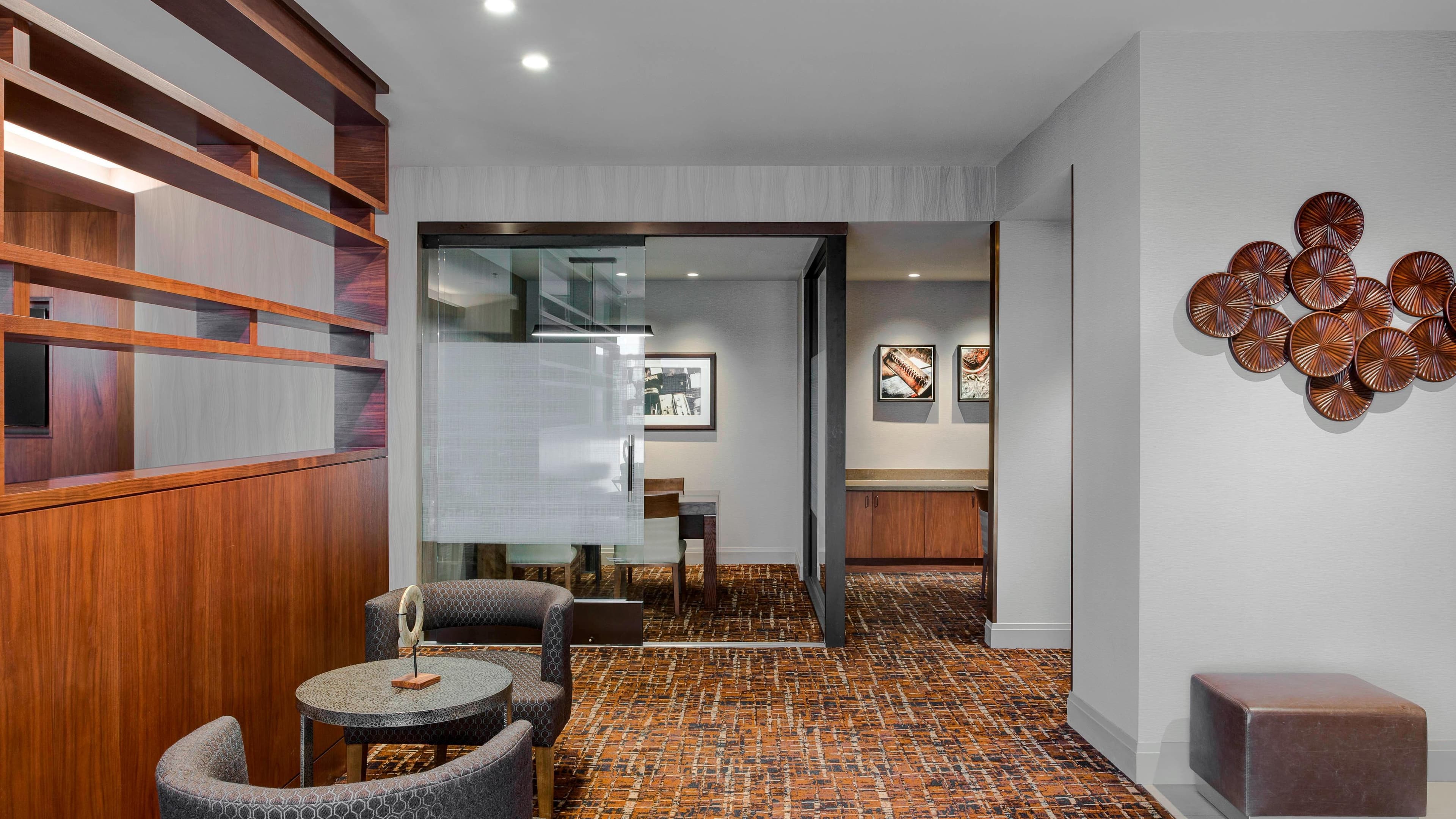 M Club level - Image 8