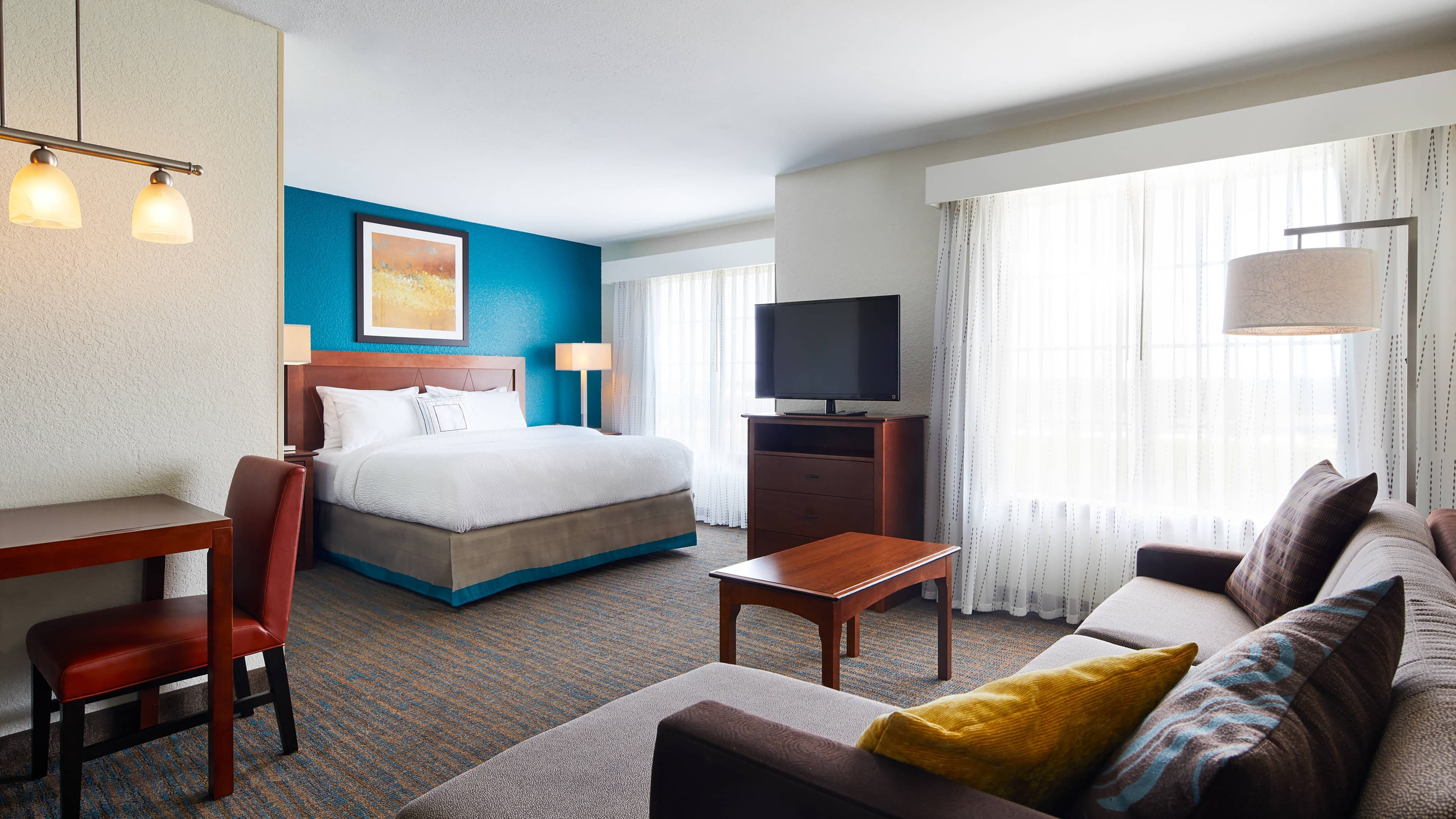 King Studio Suite - Image 1