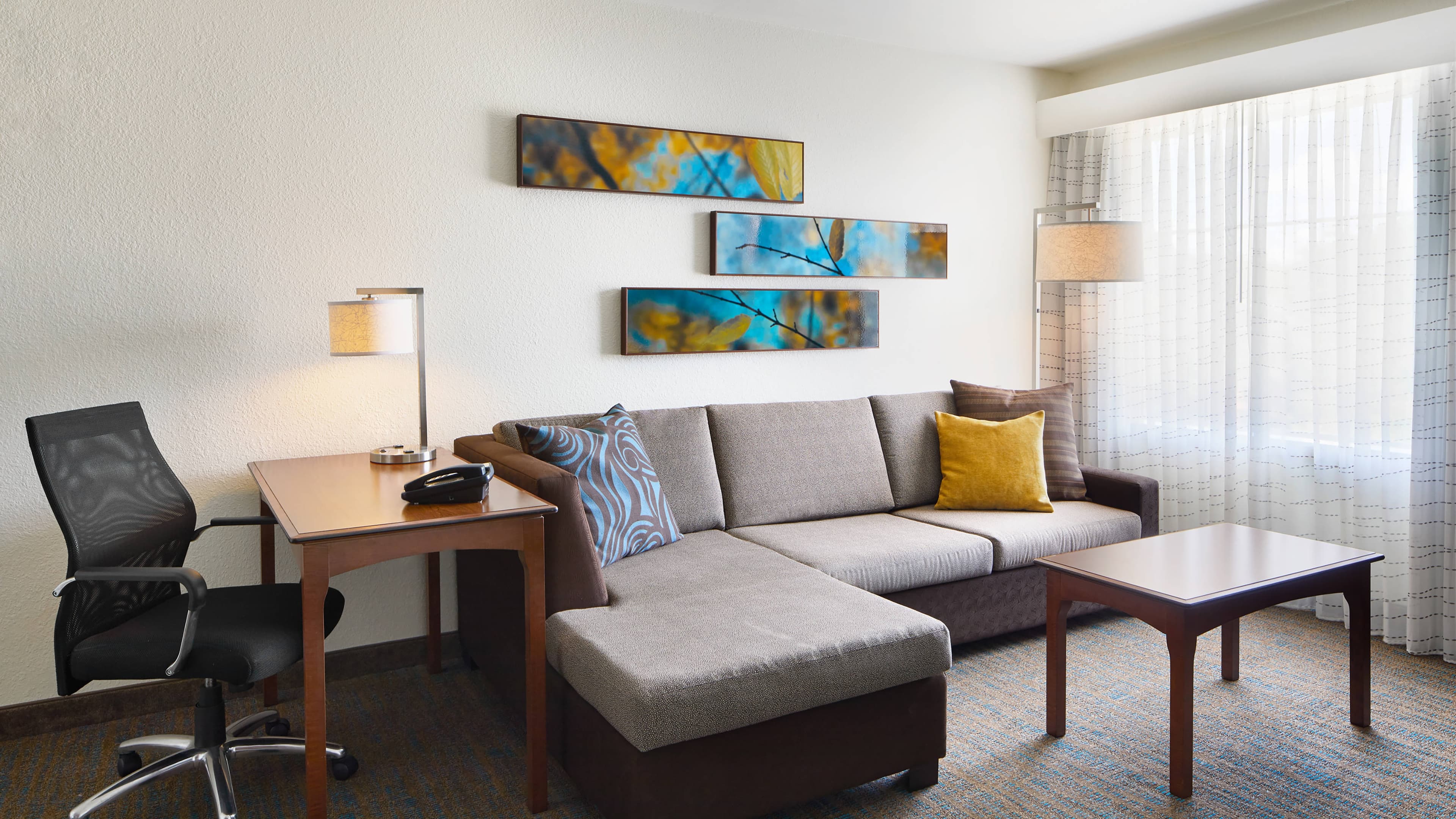 King Studio Suite - Image 2