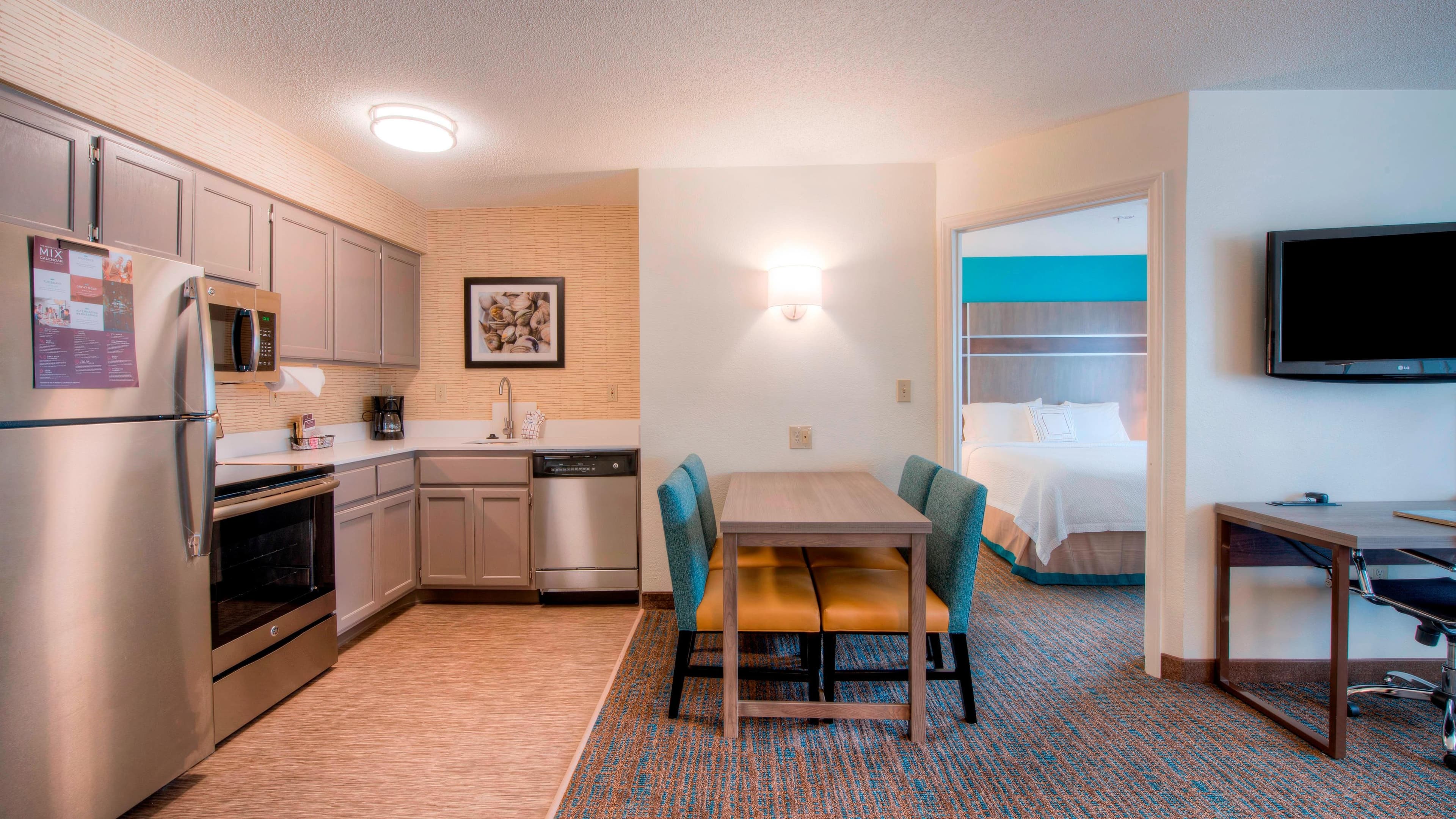 Residence Inn Wilmington Landfall — 14