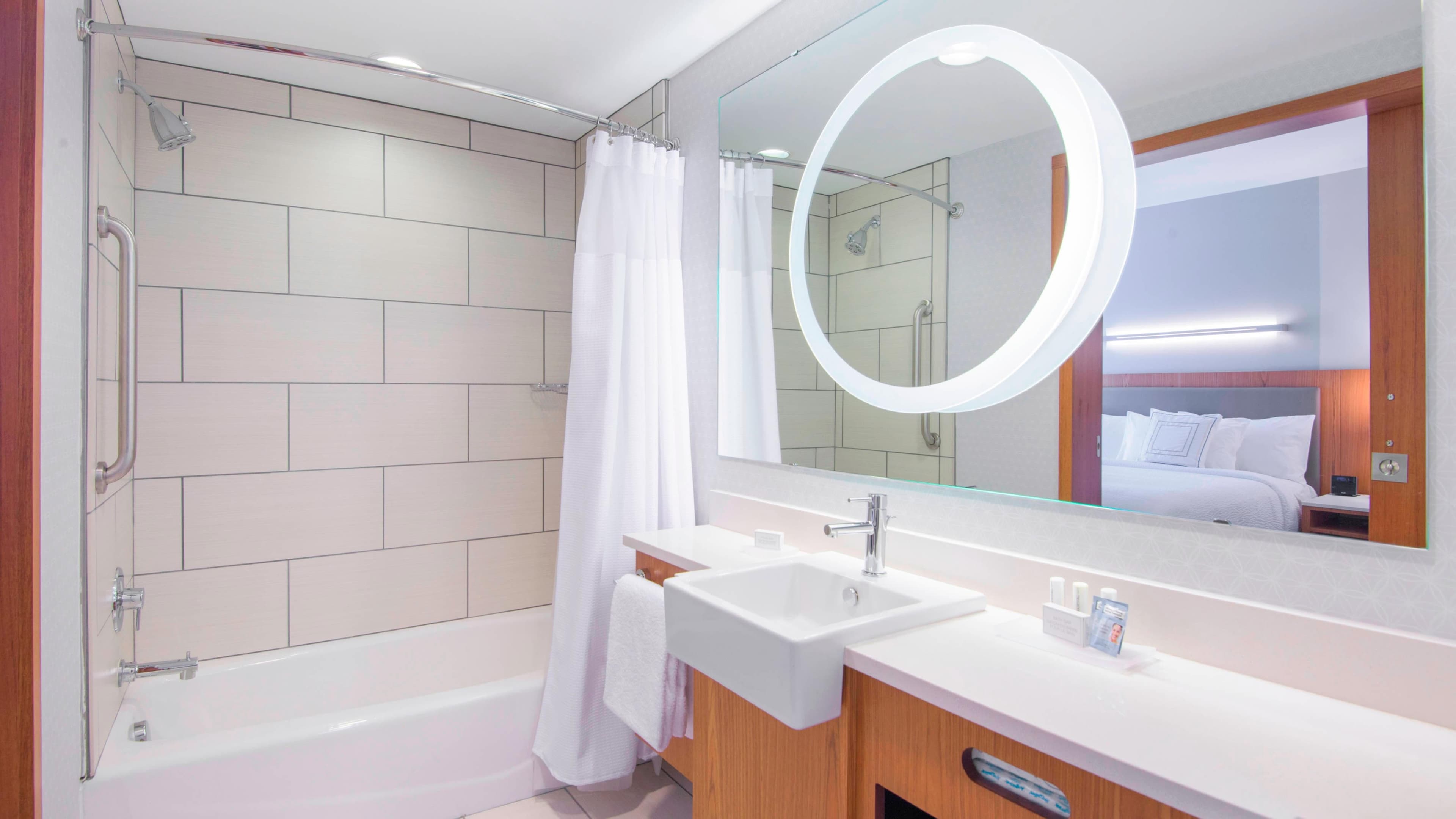 SpringHill Suites Wilmington Wrightsville Beach — 14
