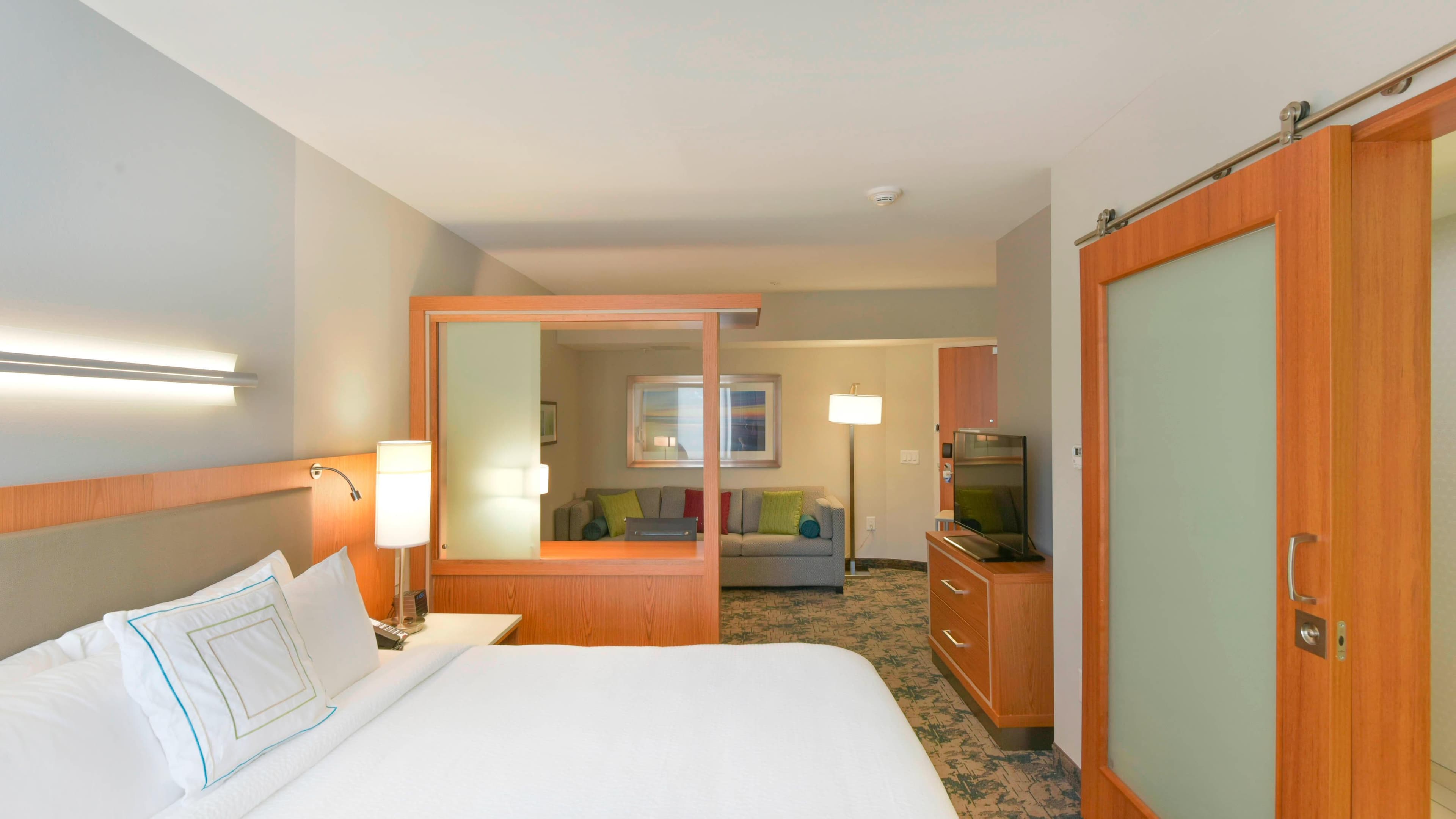SpringHill Suites Wilmington Wrightsville Beach - Image 4
