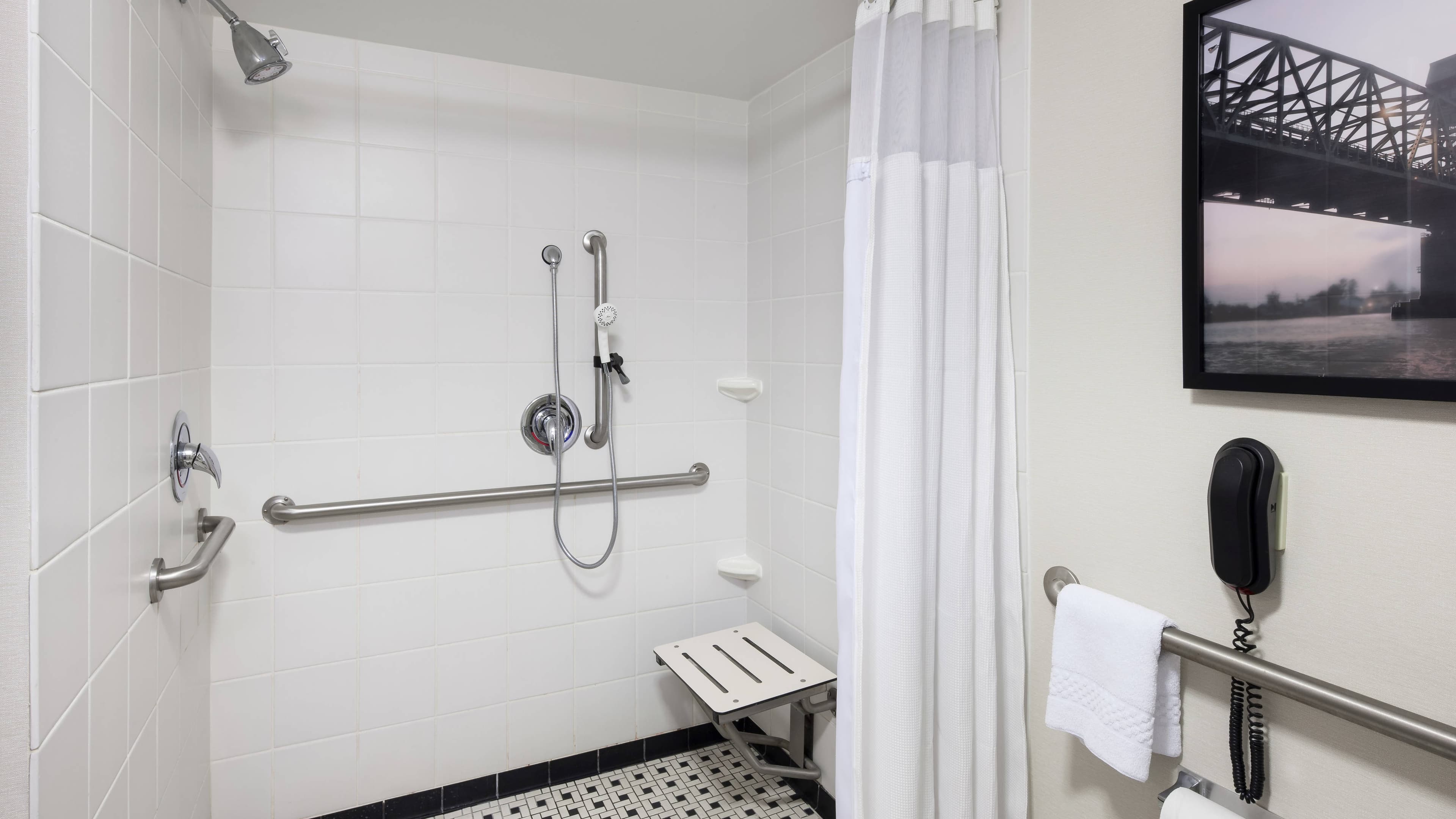 Fairfield Inn & Suites Wilmington/Wrightsville Beach - Image 5
