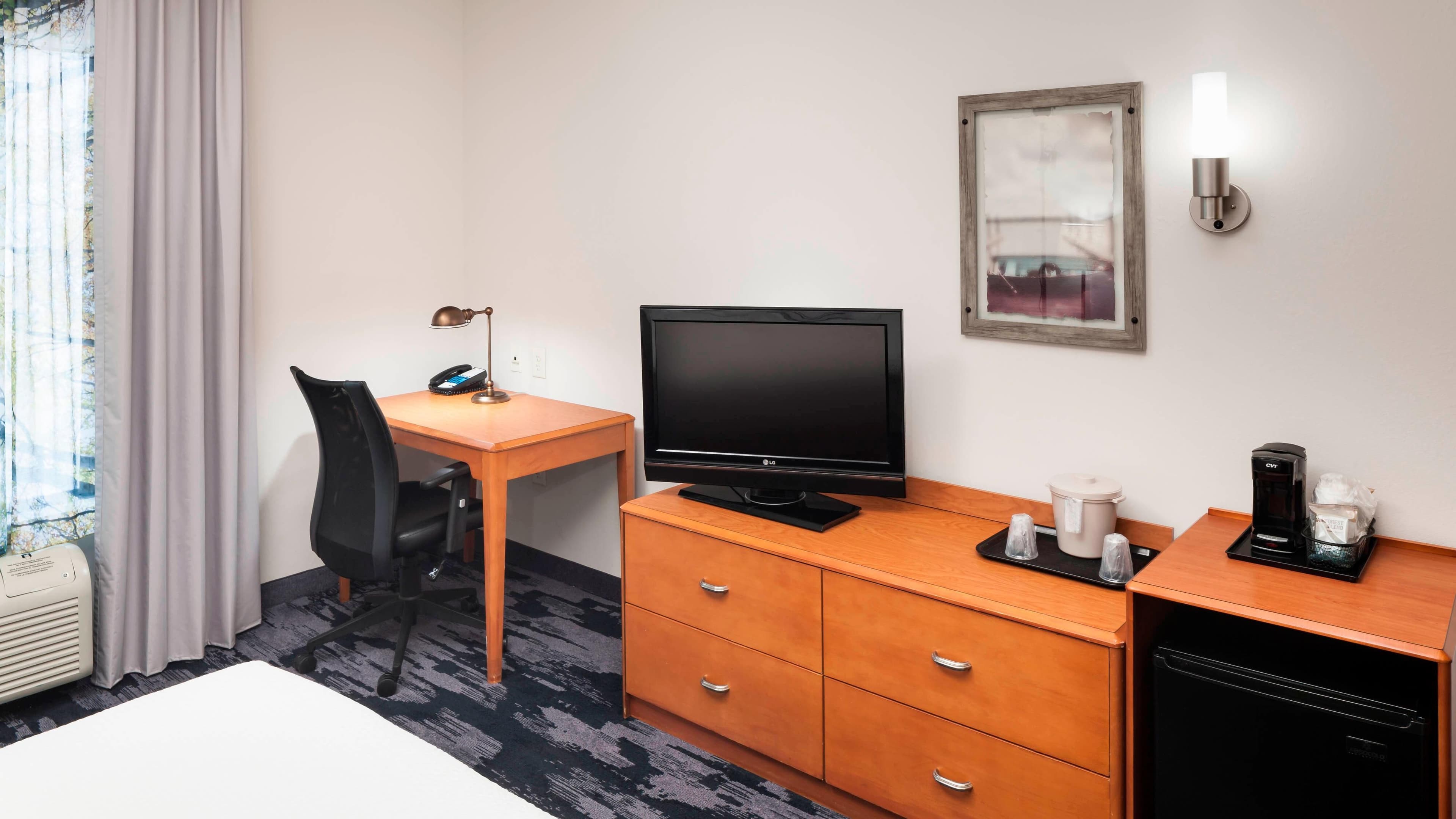 Fairfield Inn & Suites Wilmington/Wrightsville Beach - Image 3