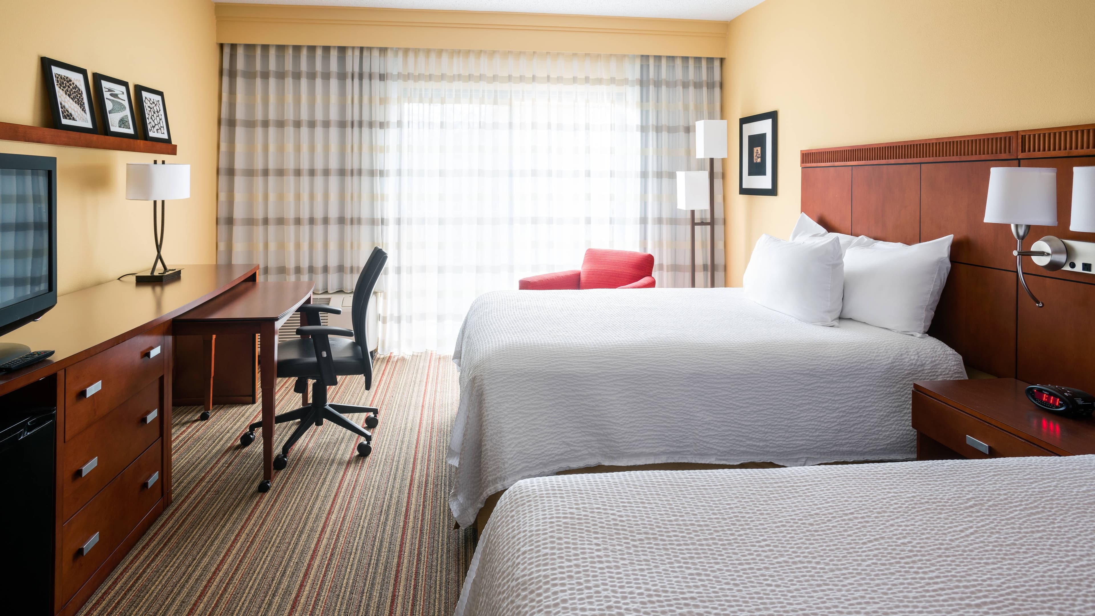 Staybridge Suites Indianapolis-Carmel - Image 4