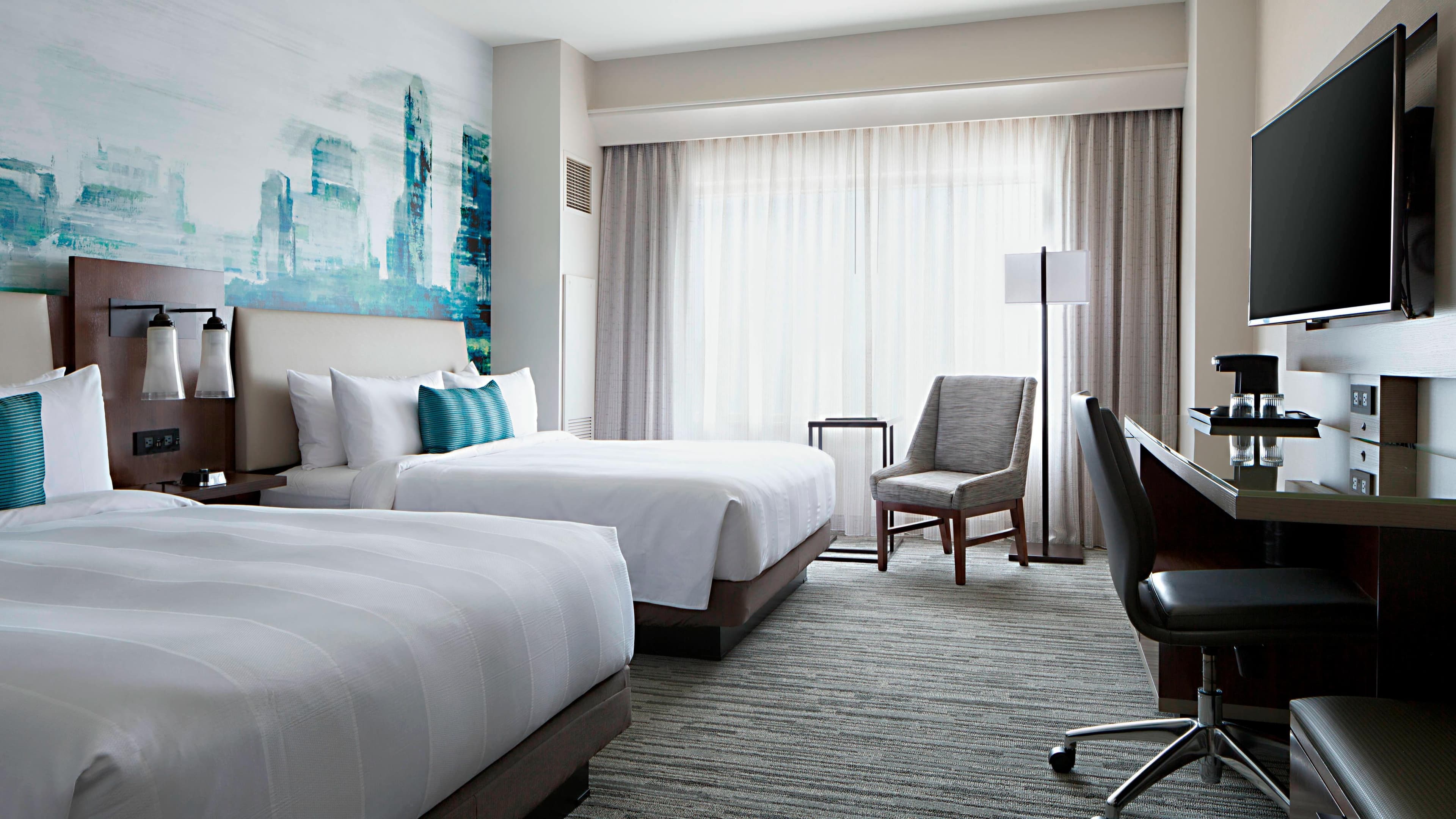 Indianapolis Marriott Downtown - Image 2