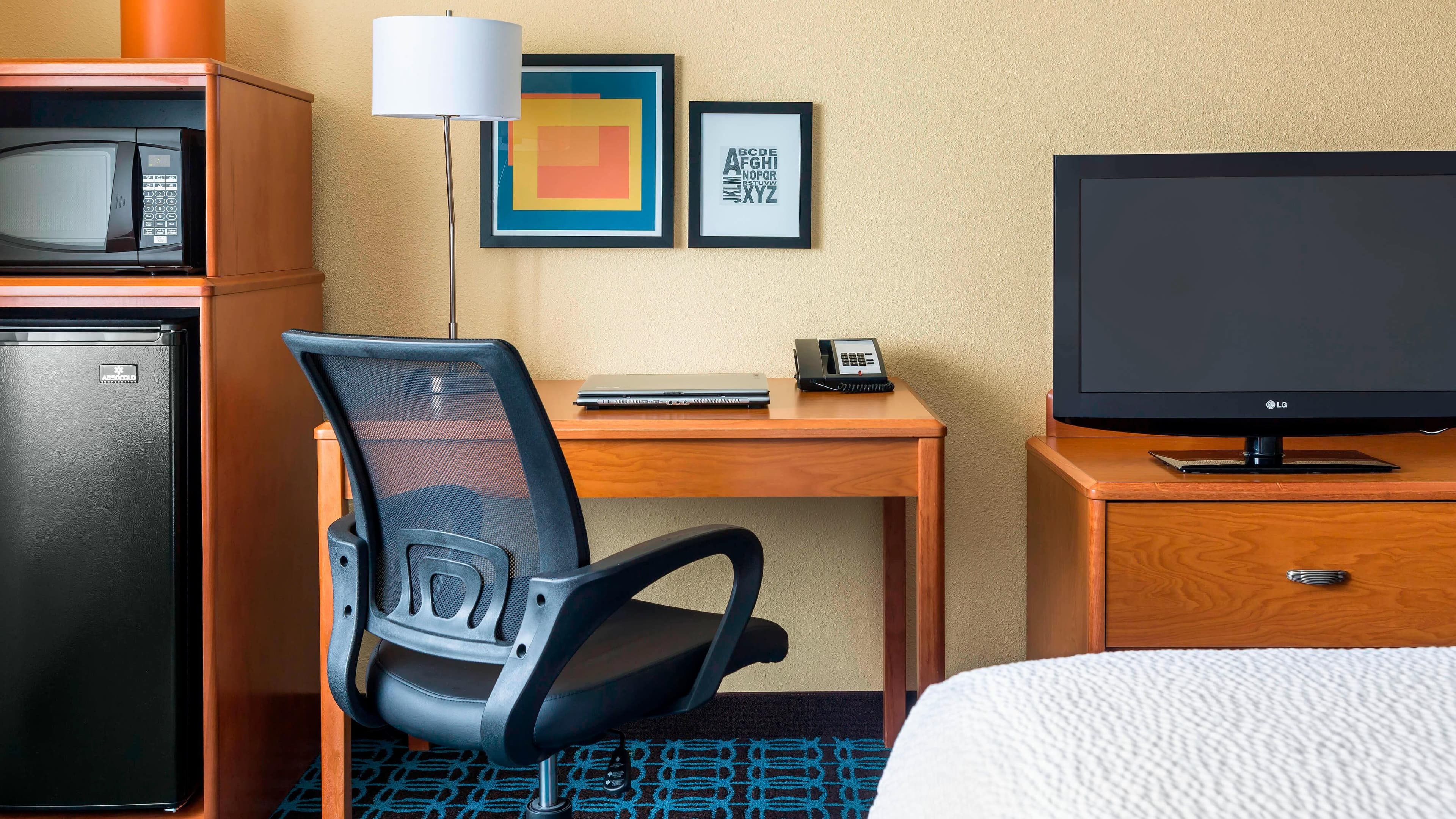 Fairfield Inn Muncie - Image 3