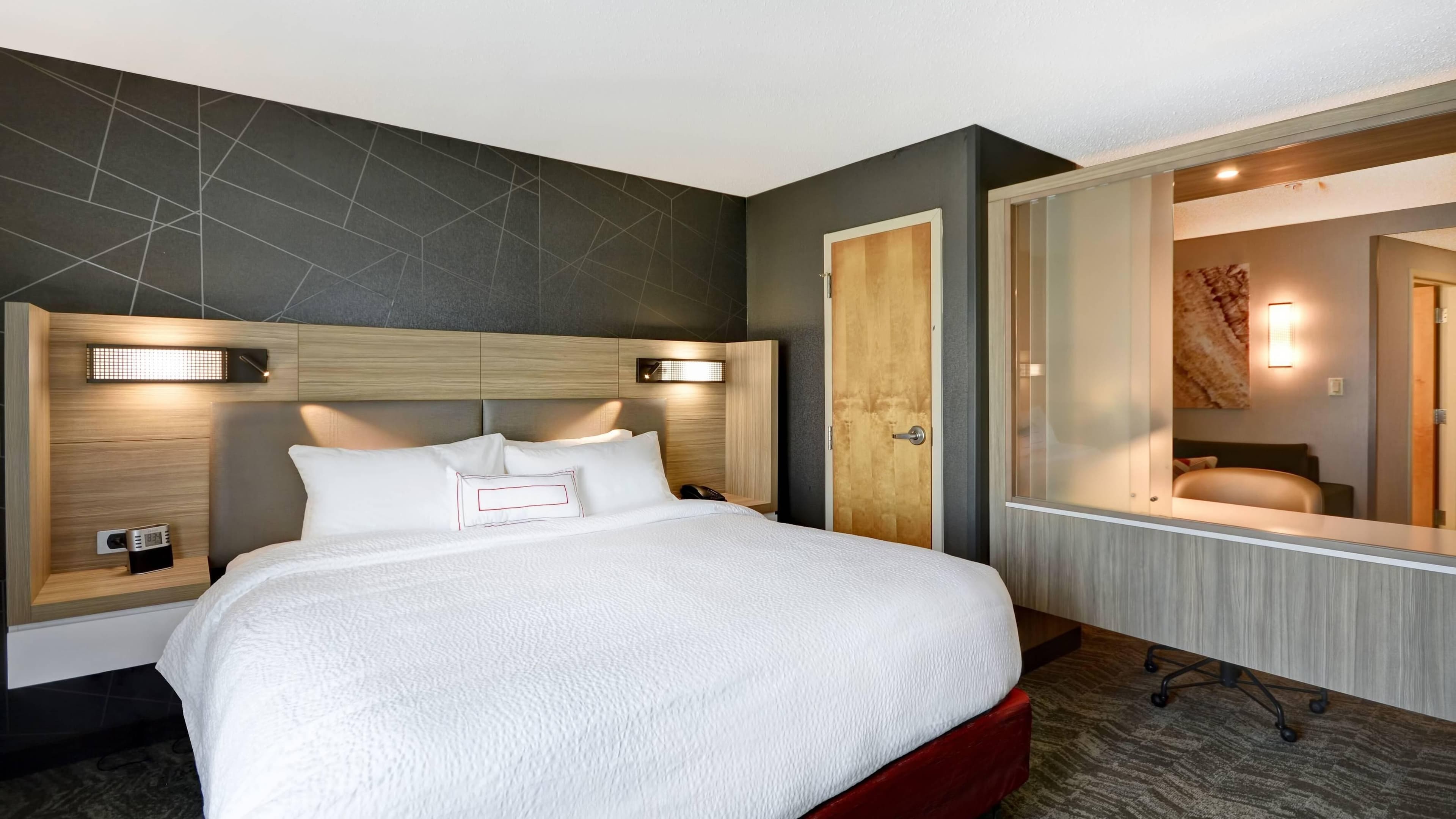 Suite - Image 3