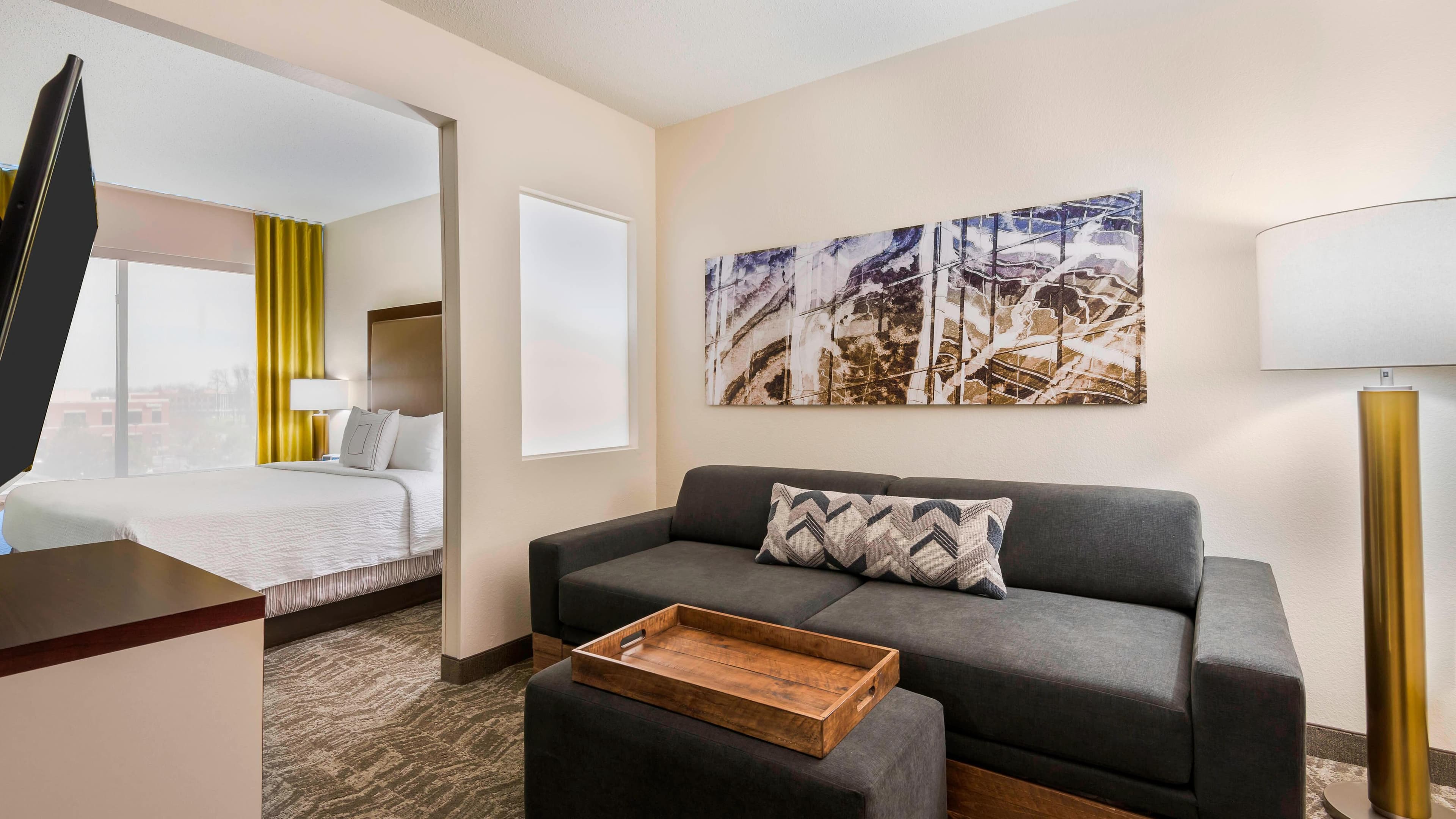 Holiday Inn Express & Suites Shelbyville Indianapolis — 13