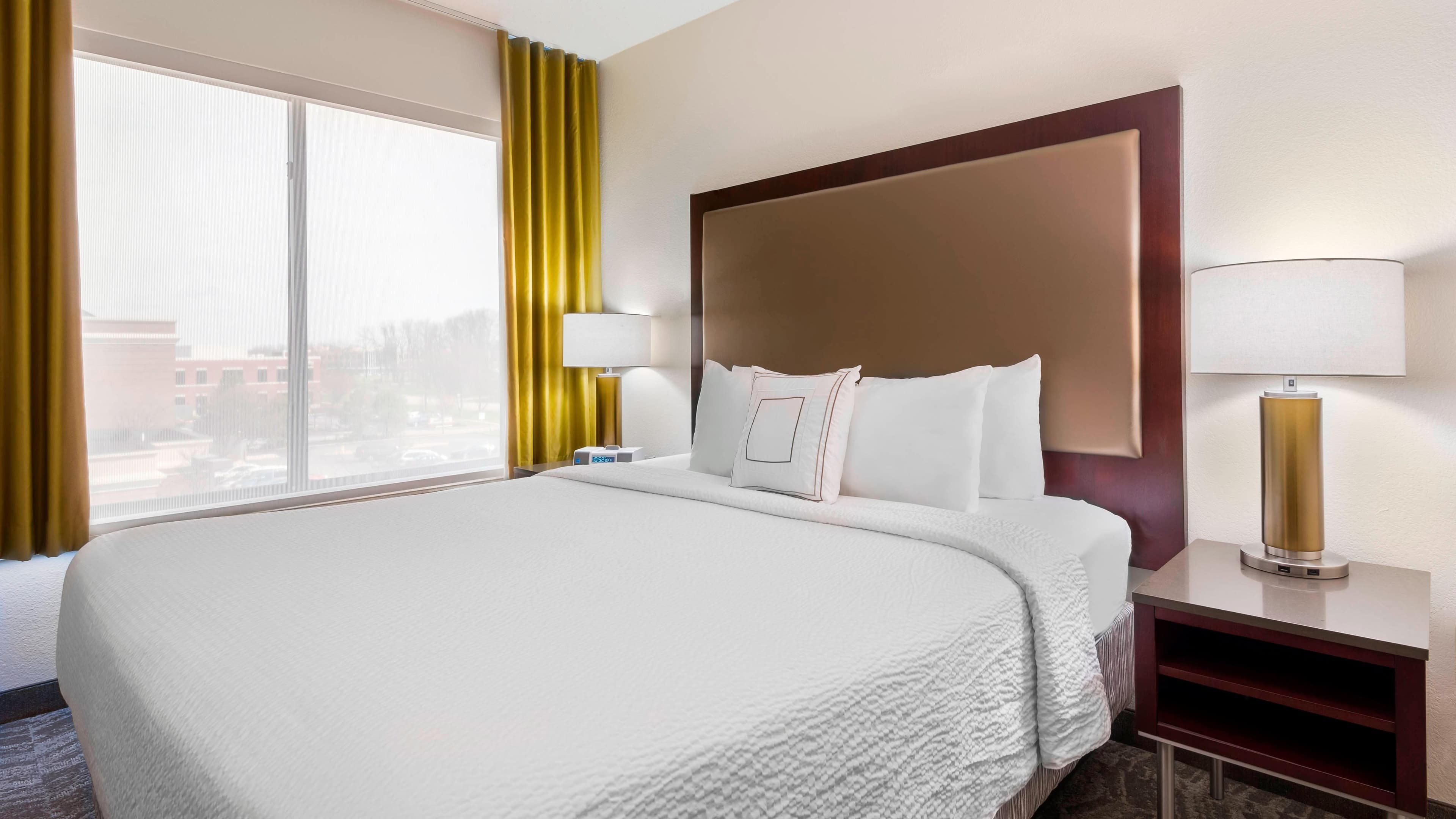 Holiday Inn Express & Suites Shelbyville Indianapolis — 14