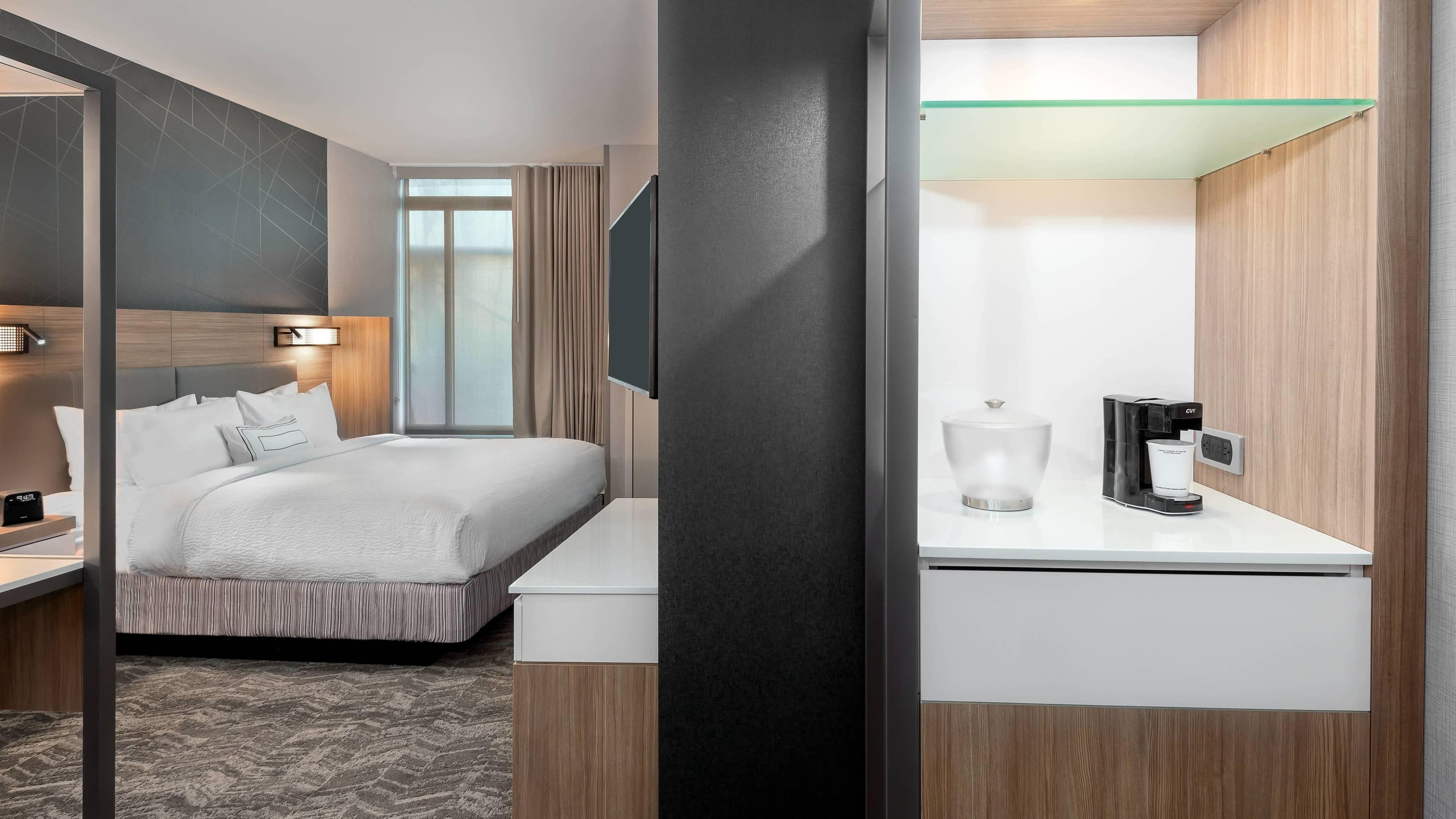 Suite - Image 4