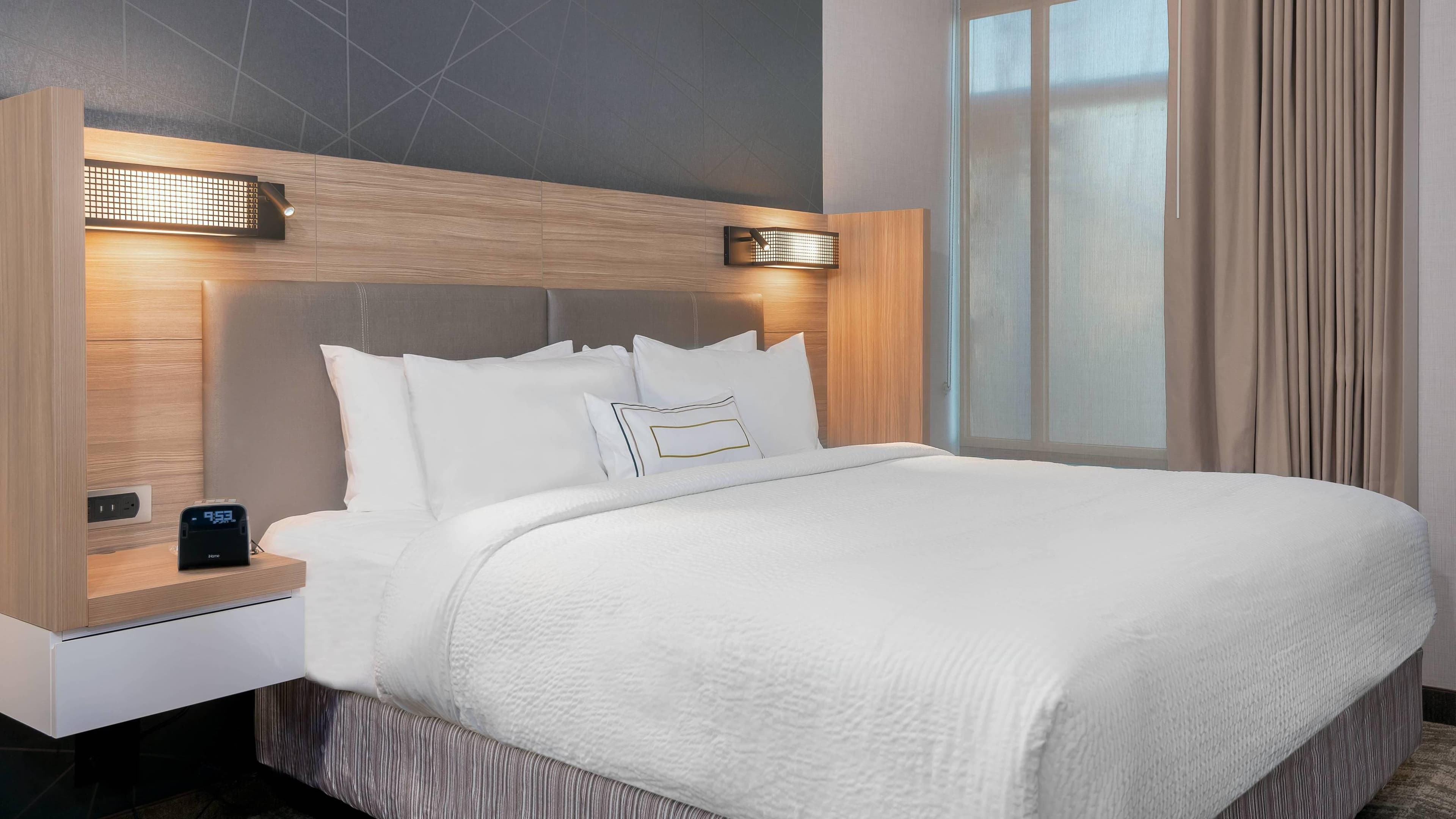 Suite - Image 3