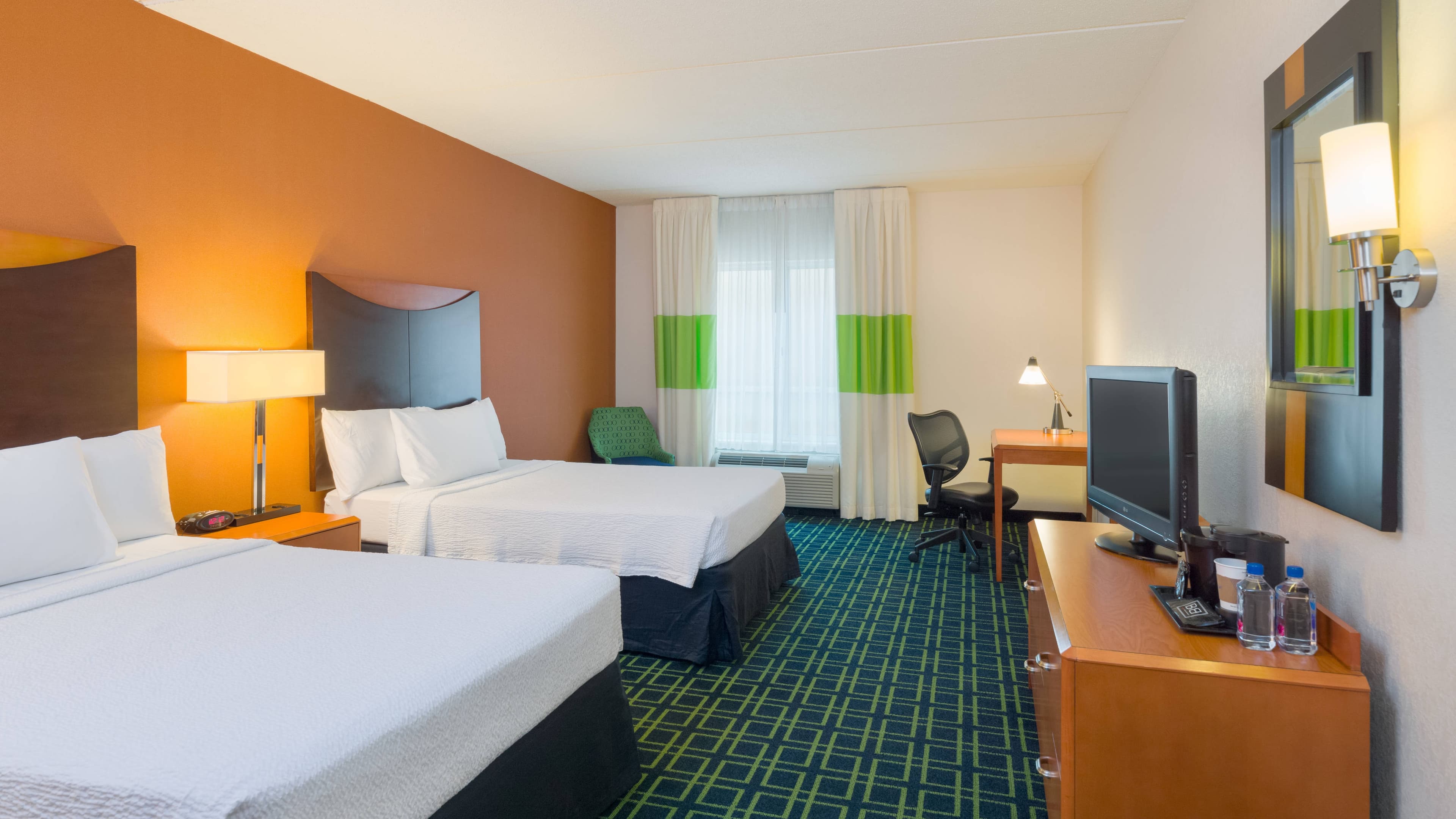 Fairfield Inn & Suites Lock Haven - Image 2