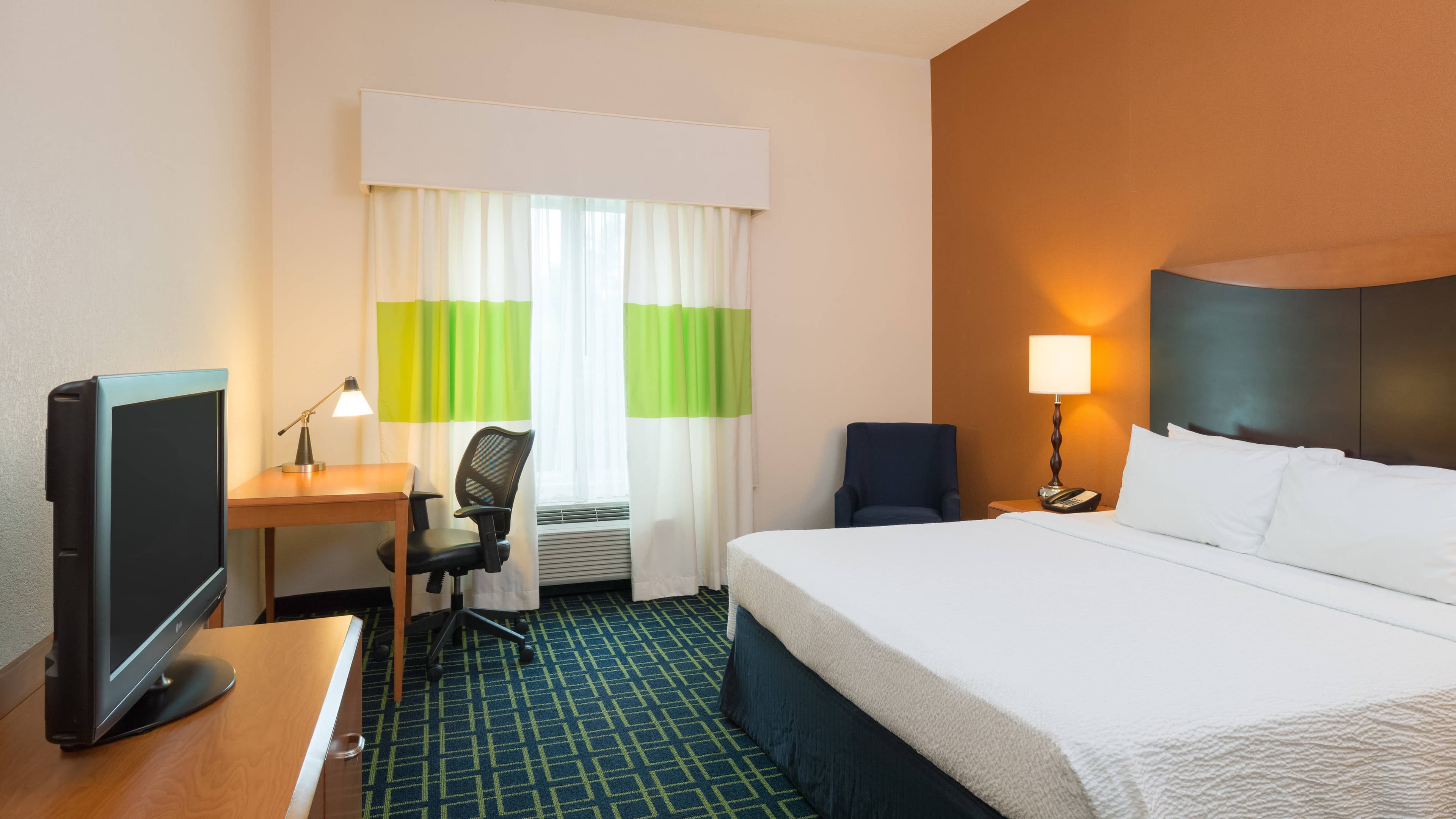 Fairfield Inn & Suites Lock Haven — 6