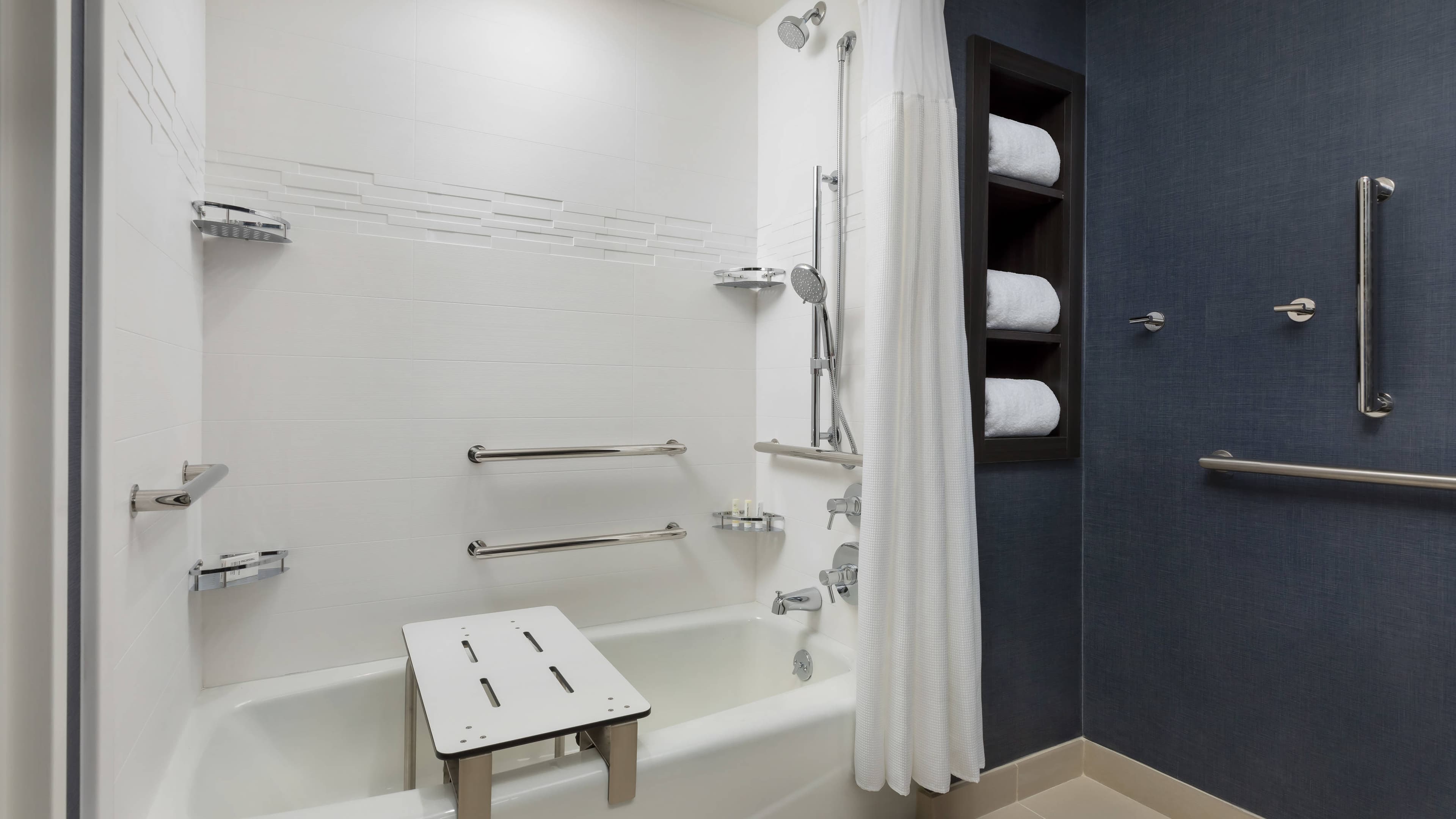 Studio - Image 9