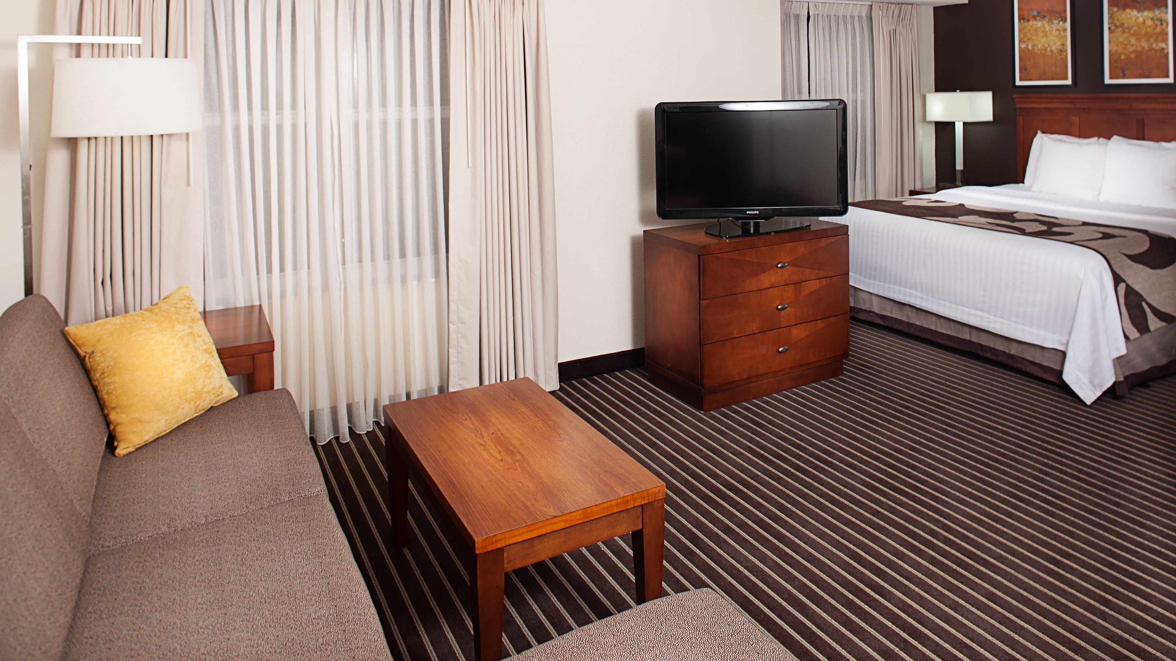 Residence Inn Long Island Holtsville — 12