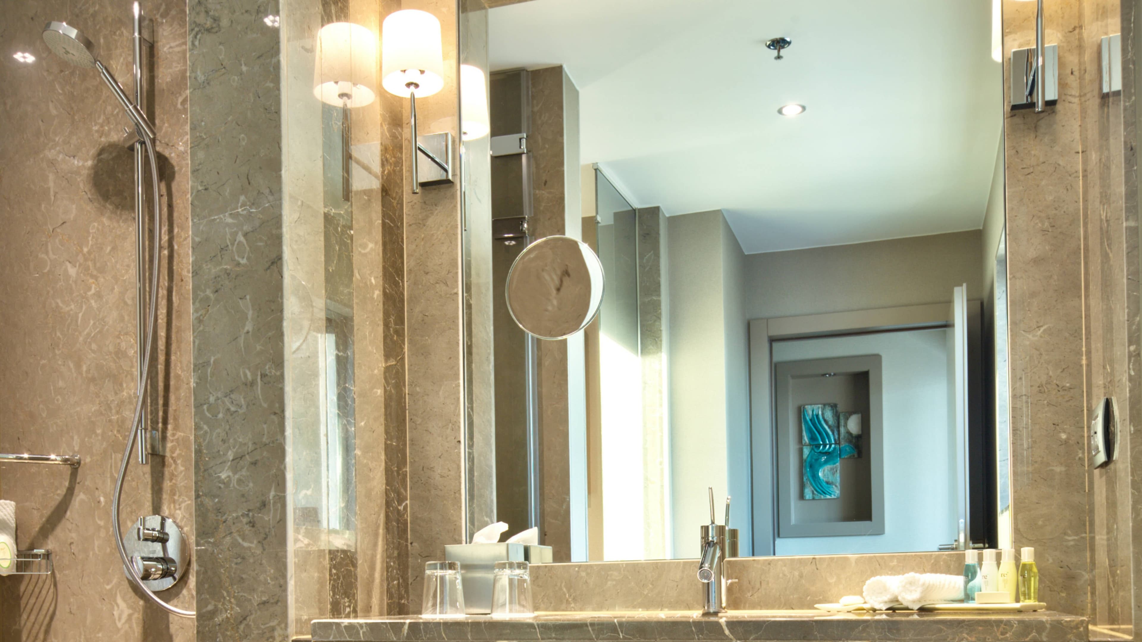 Renaissance Istanbul Polat Bosphorus Hotel — 10