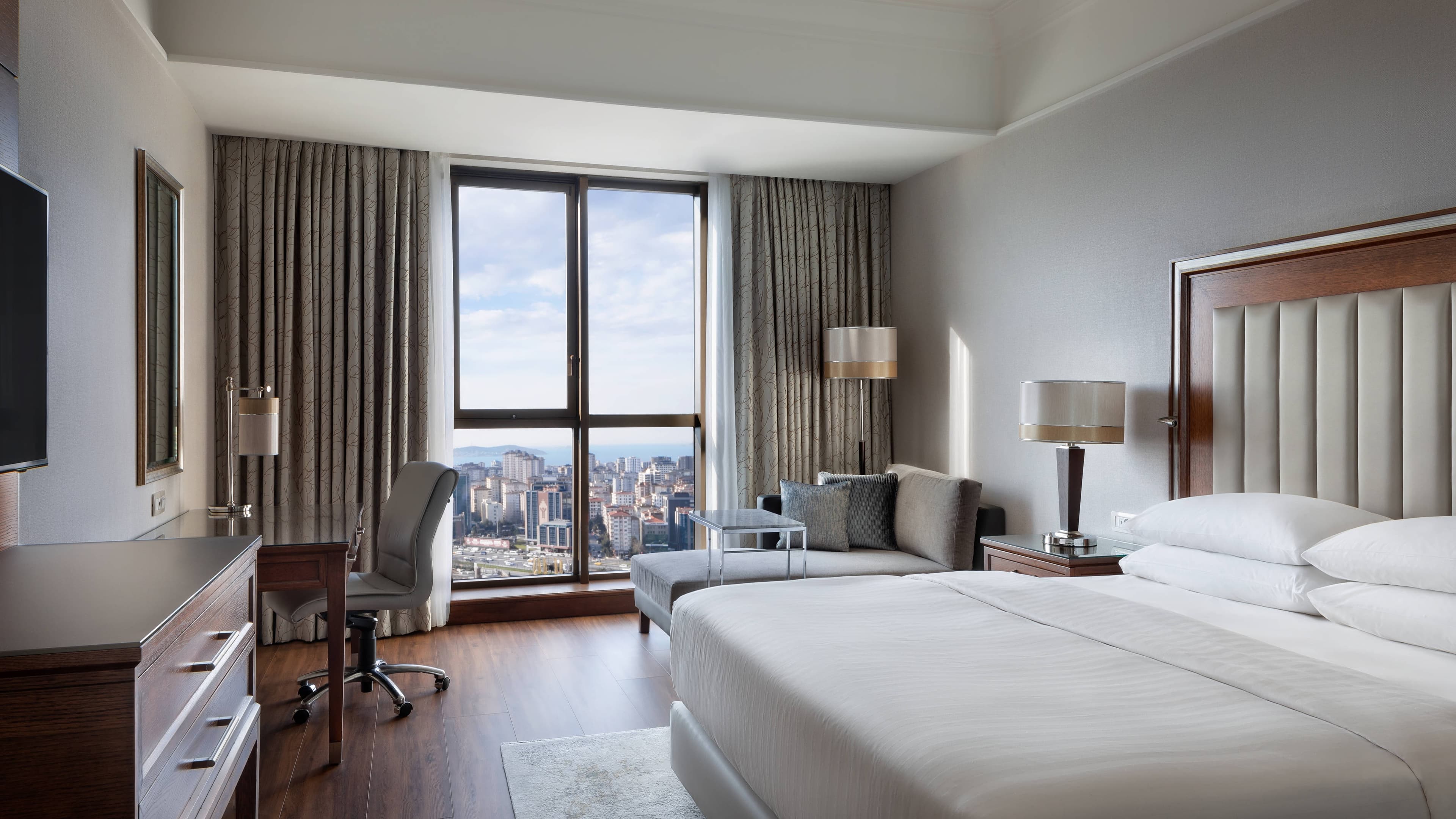 Holiday Inn Istanbul City — 9