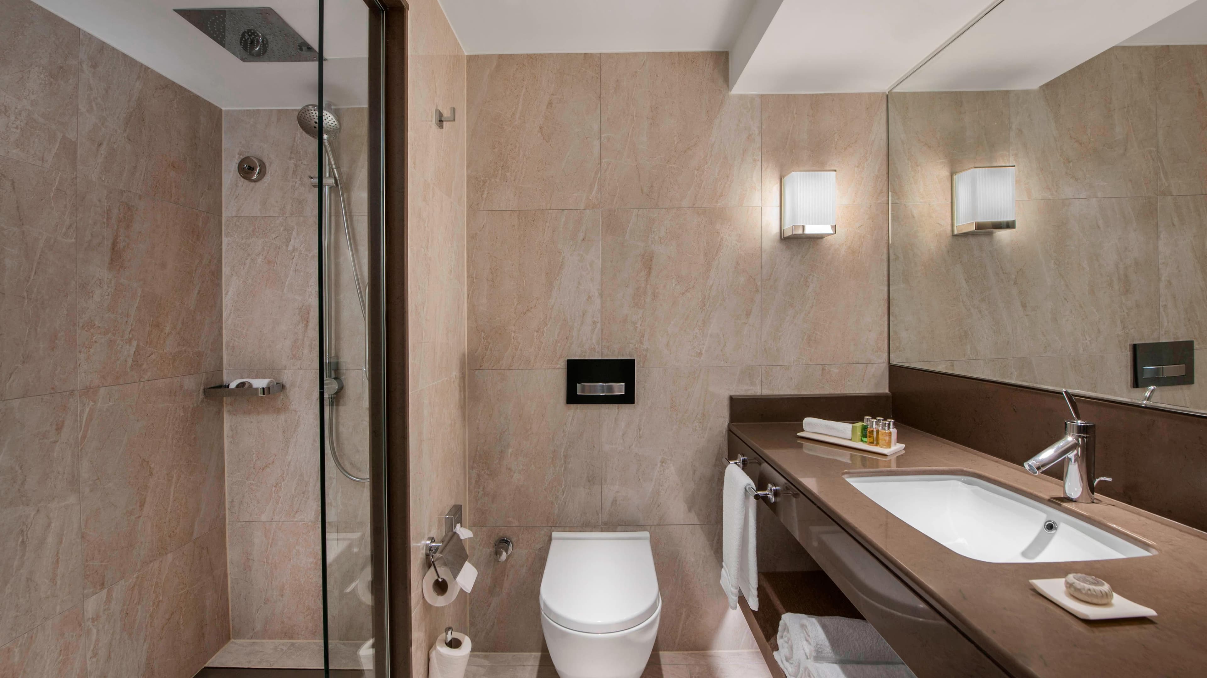 Renaissance Polat Istanbul Hotel - Image 4