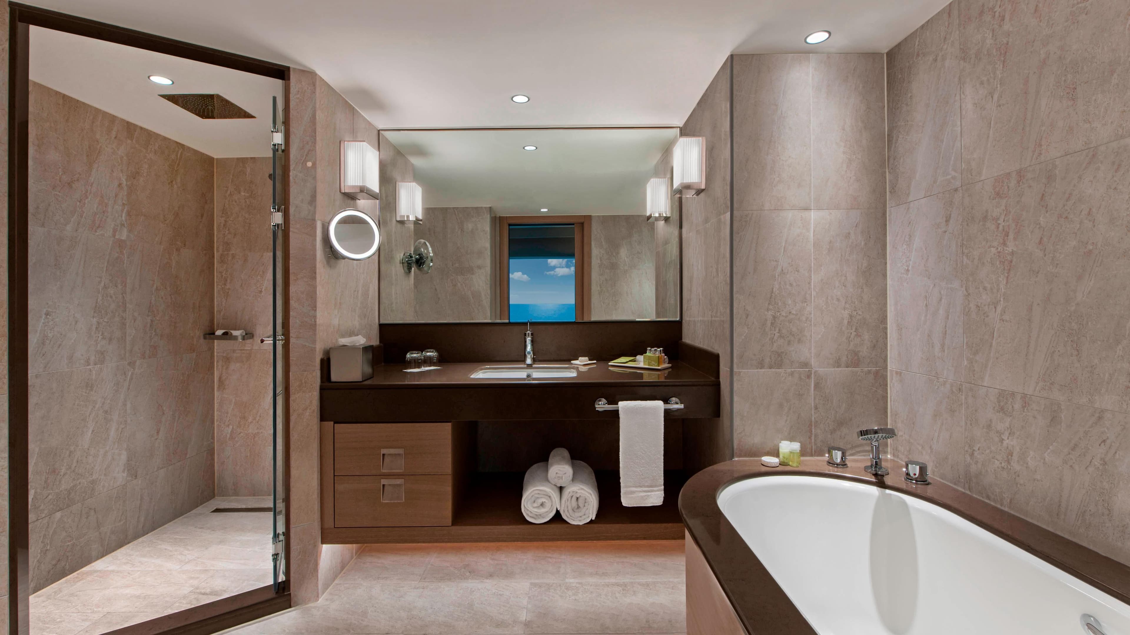 Renaissance Polat Istanbul Hotel — 43
