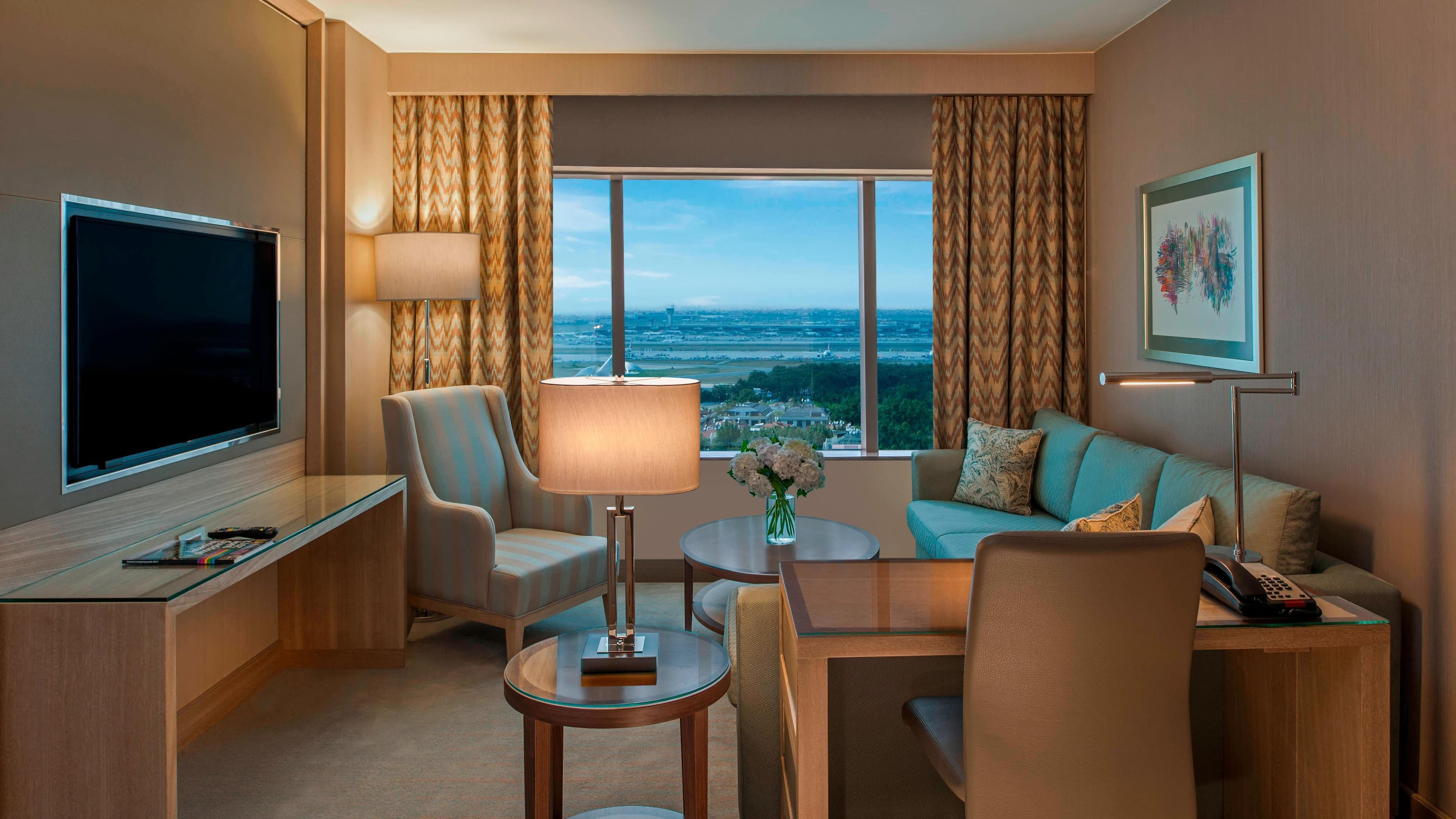 Renaissance Polat Istanbul Hotel — 33