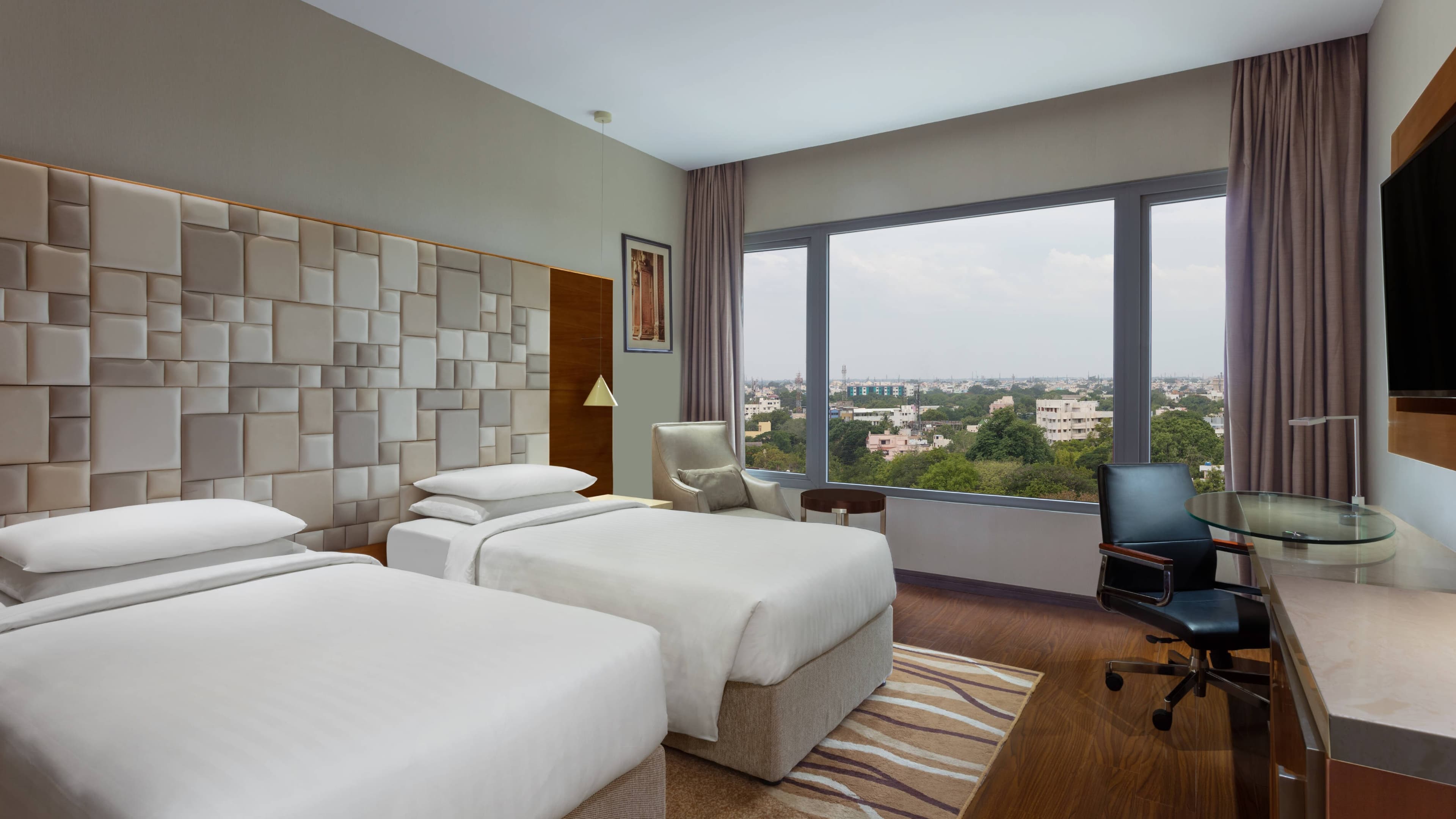 Courtyard by Marriott Madurai - Image 4